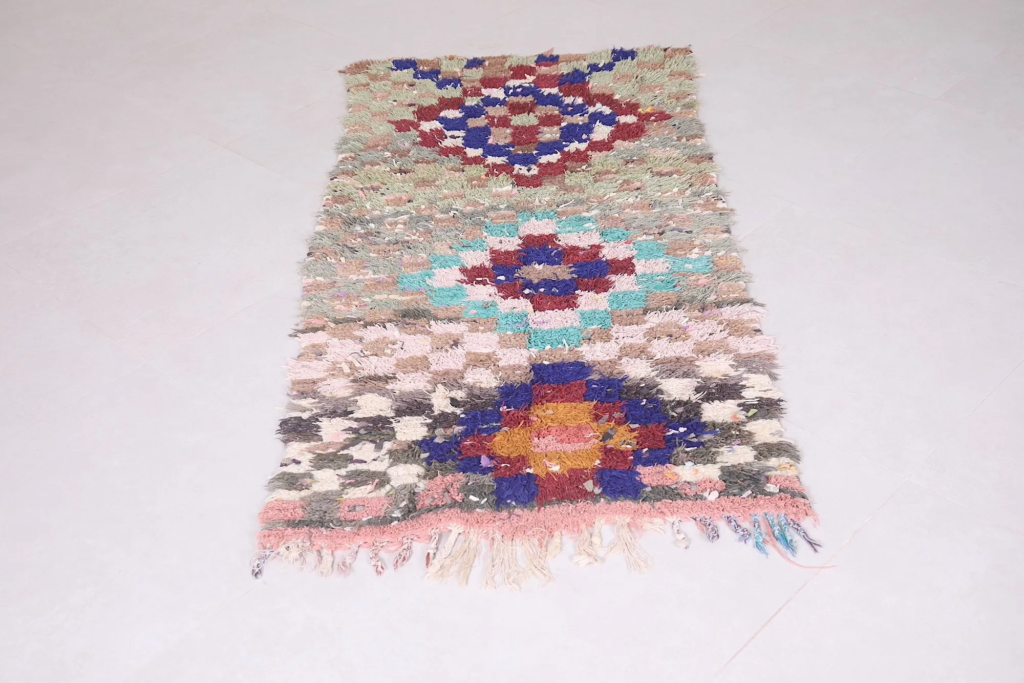 Moroccan Handmade Rug 2.7 X 5.5 Feet - Vintage Berber Design
