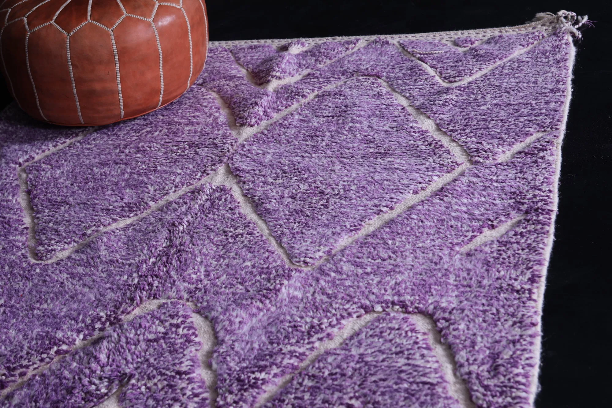 Moroccan Purple Rug 4.8 x 6.2 FT - Unique Diamond Pattern