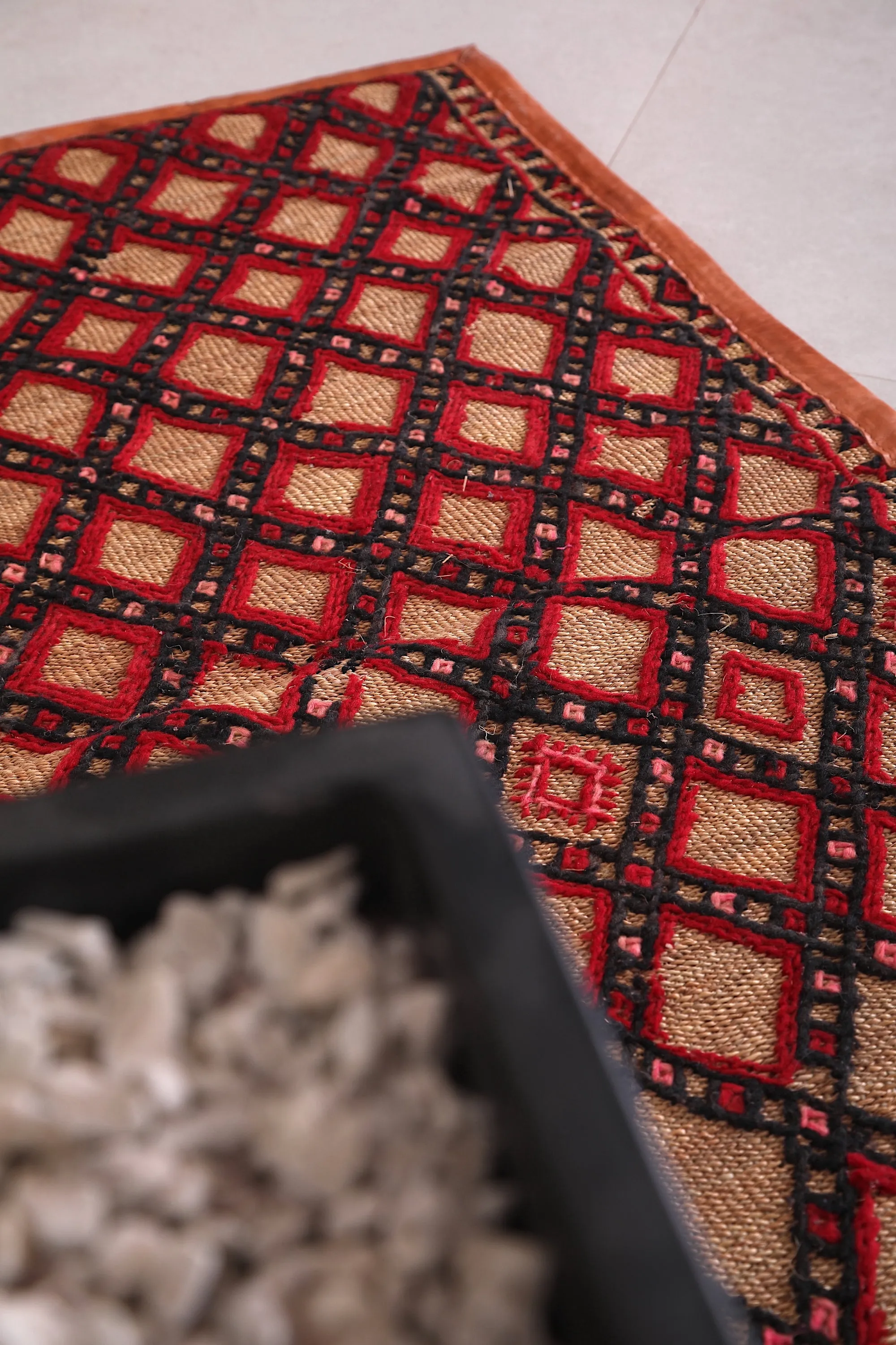 Moroccan Rug 2.6 ft x 3.8 ft