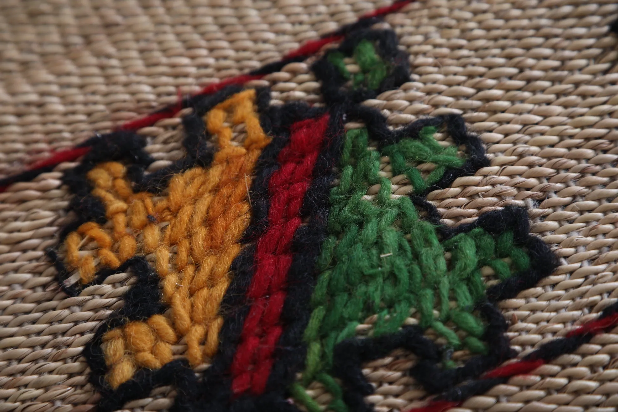 Moroccan rug 6 FT X 10 FT