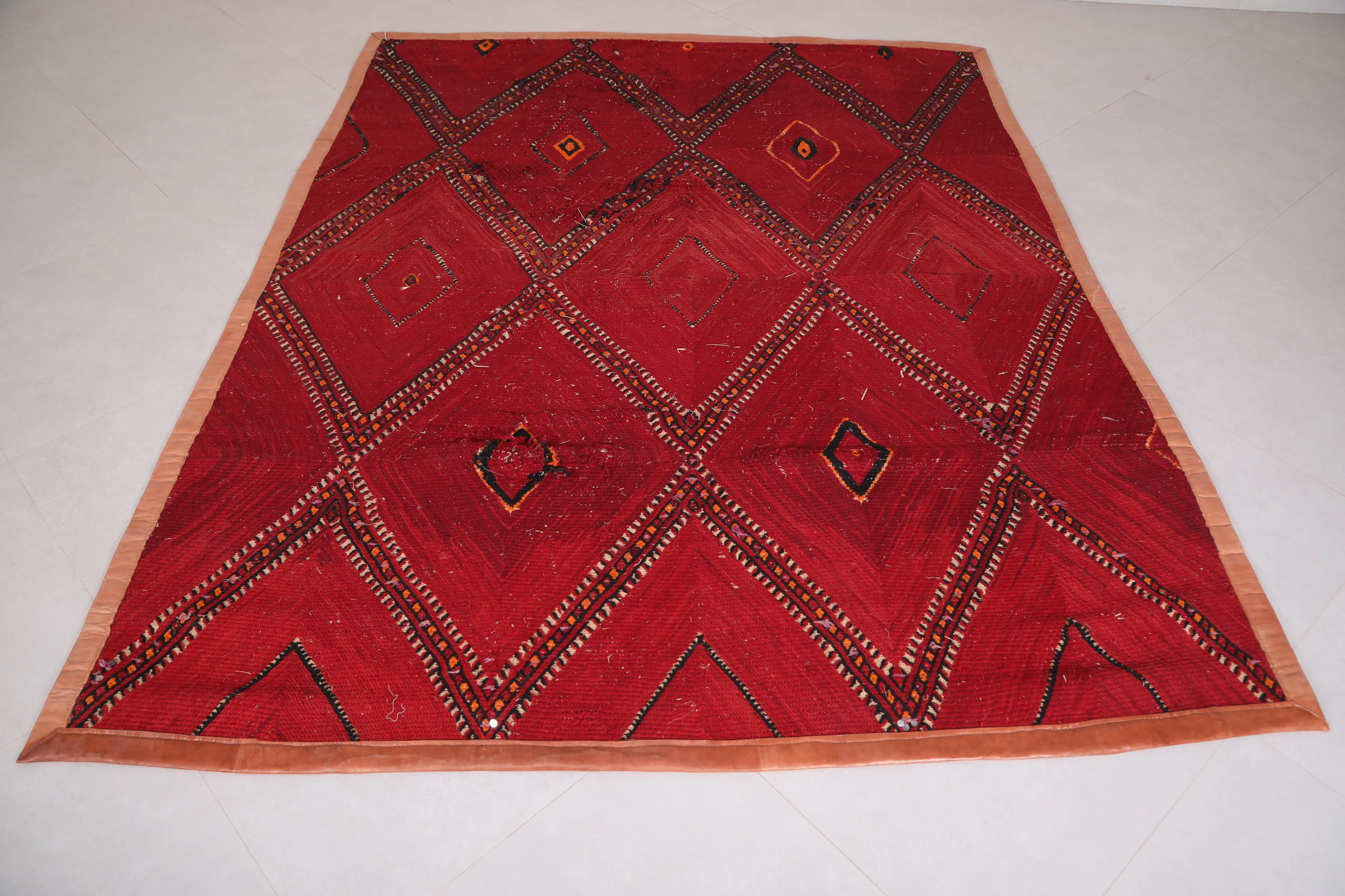Moroccan rug 6.2 FT X 8.1 FT