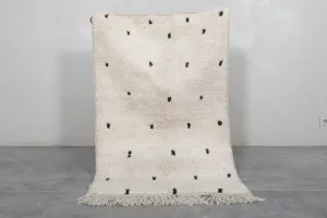 Moroccan Vintage Rug 2.8 x 4.4 ft - Dotted Area Rug