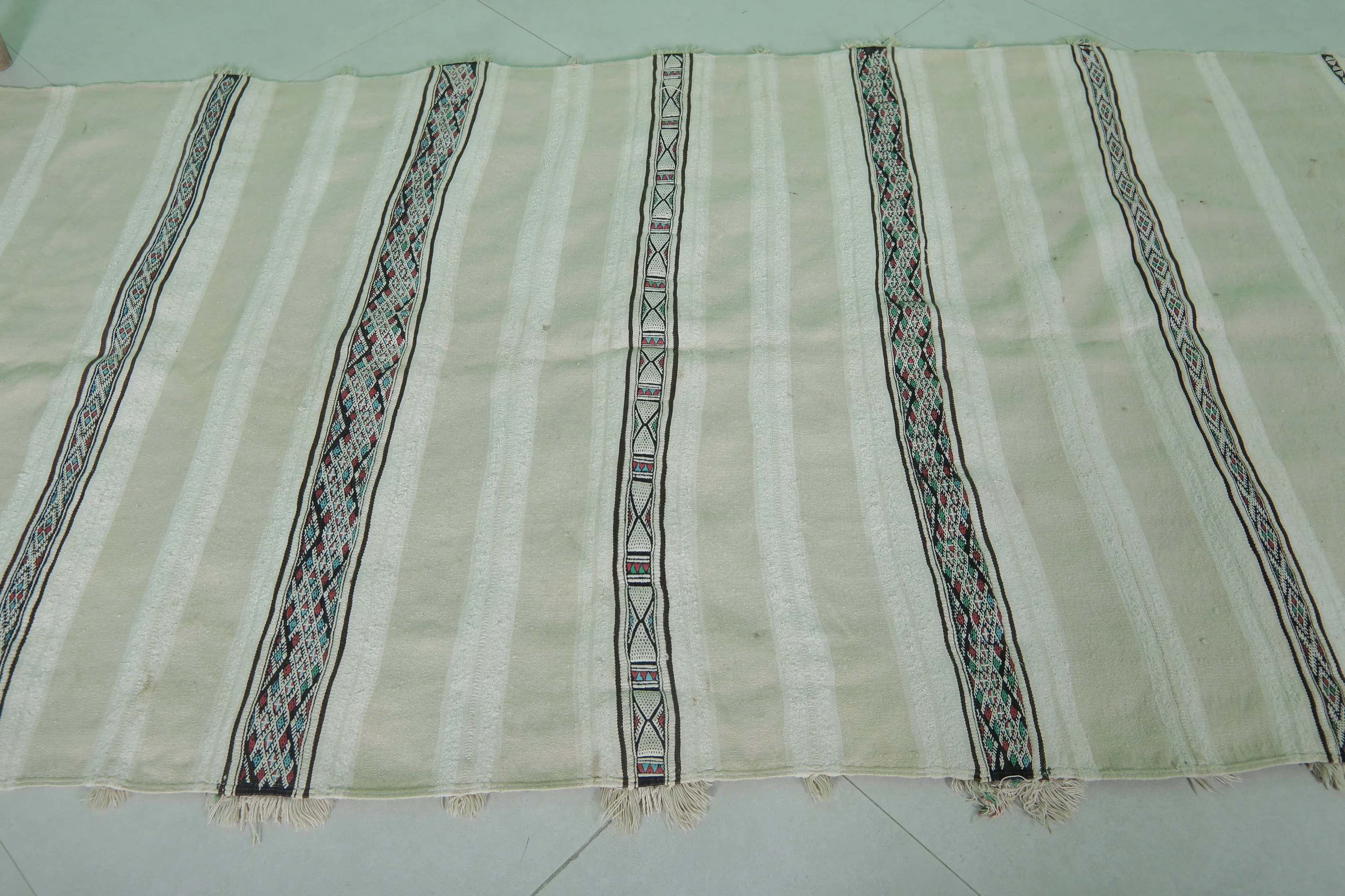 Moroccan Wedding Blanket - Authentic 3.7 FT X 7 FT