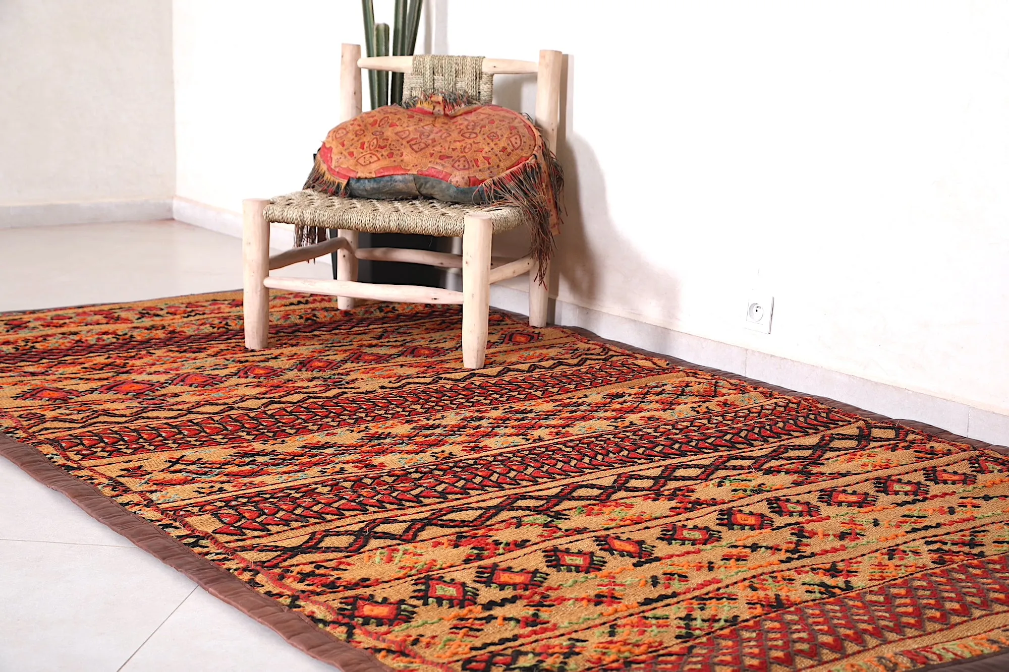 Moroccon Rug 5.2 FT X 9.3 FT