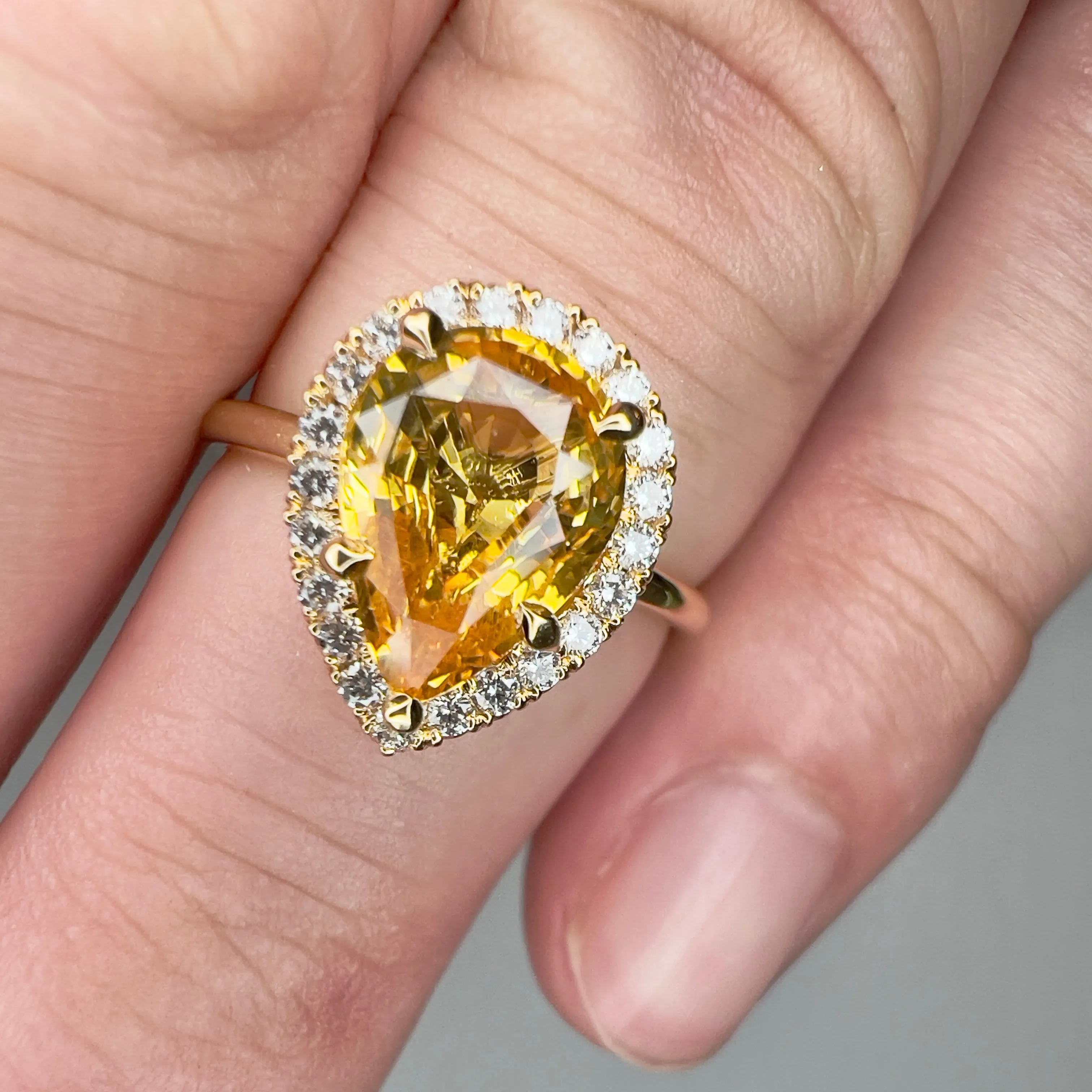 Nola 2.64ct Natural Yellow Pear Shaped Sapphire Engagement Ring with Diamond Halo