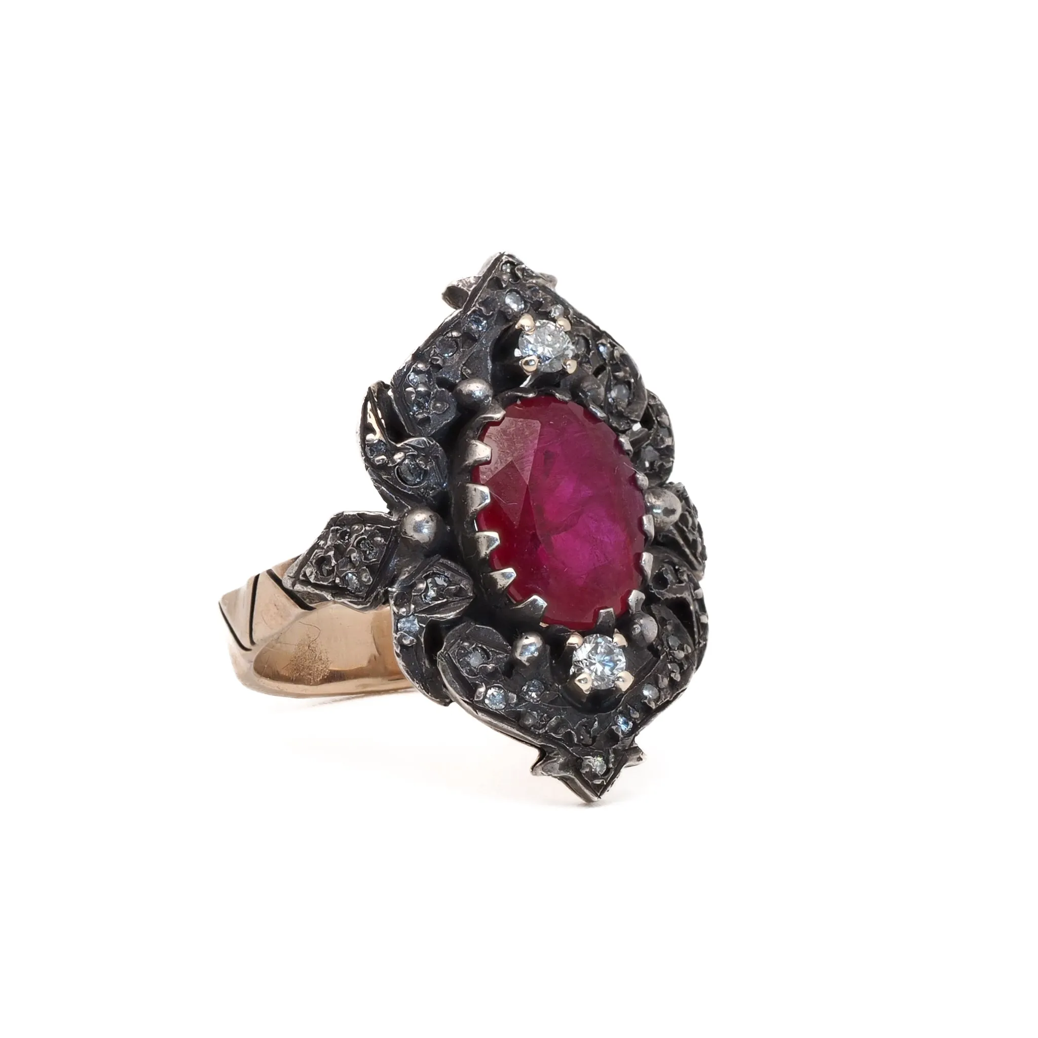 Oval Ruby Vintage Ring