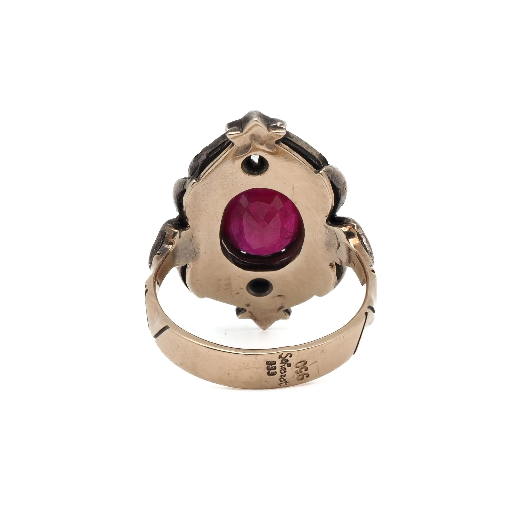 Oval Ruby Vintage Ring
