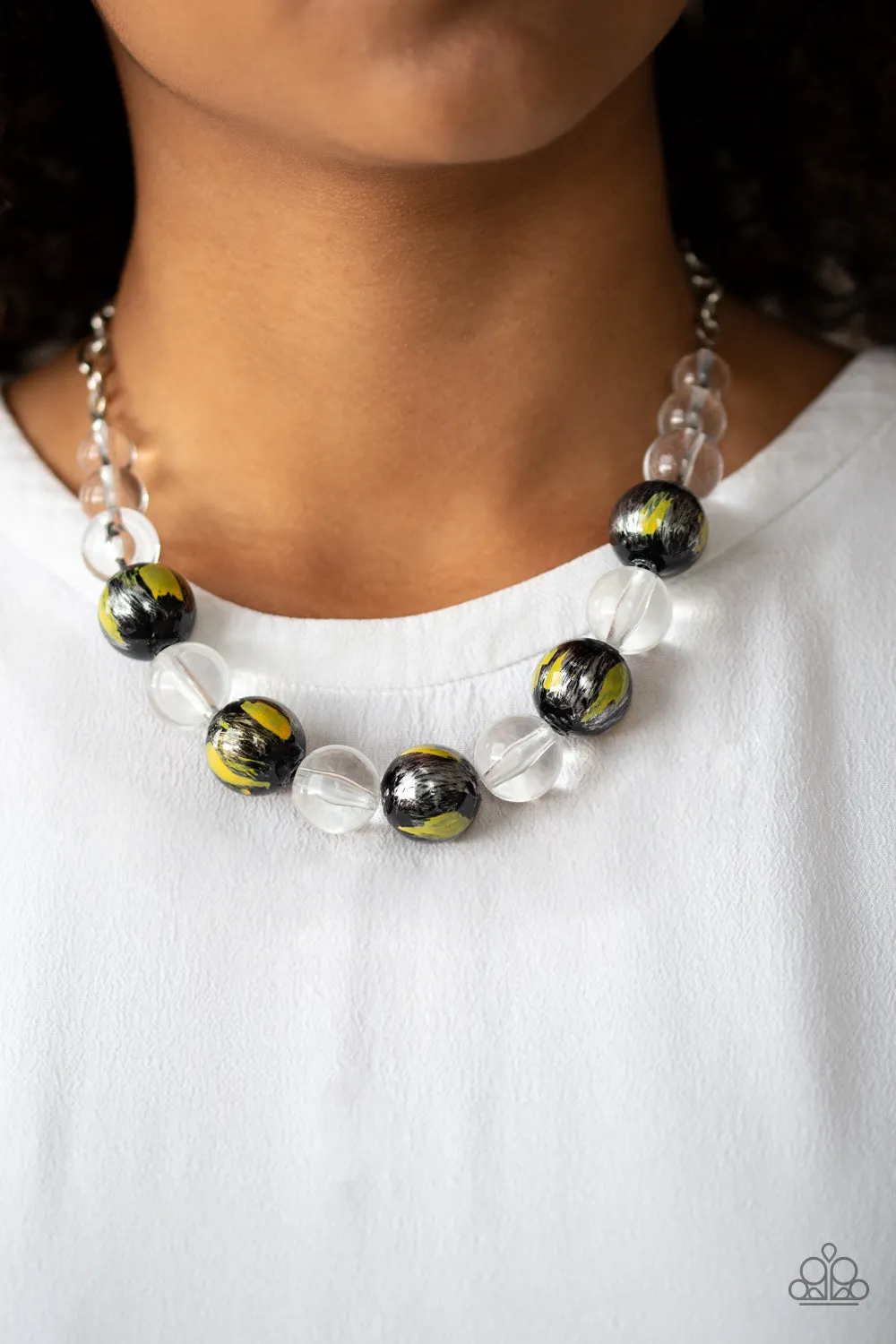 Paparazzi  Torrid Tide - Yellow Necklace