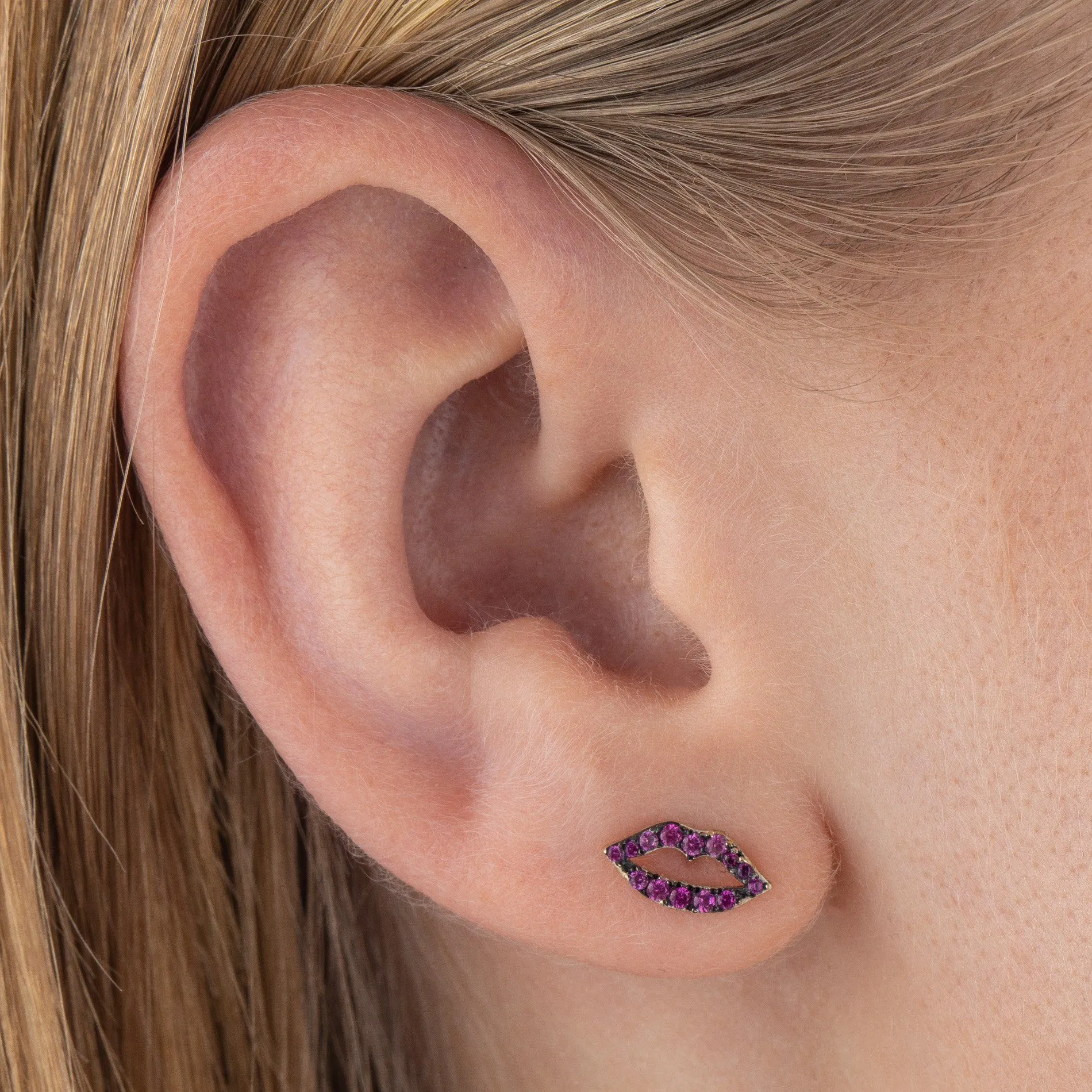 Pavé Magenta Lip Stud Earring