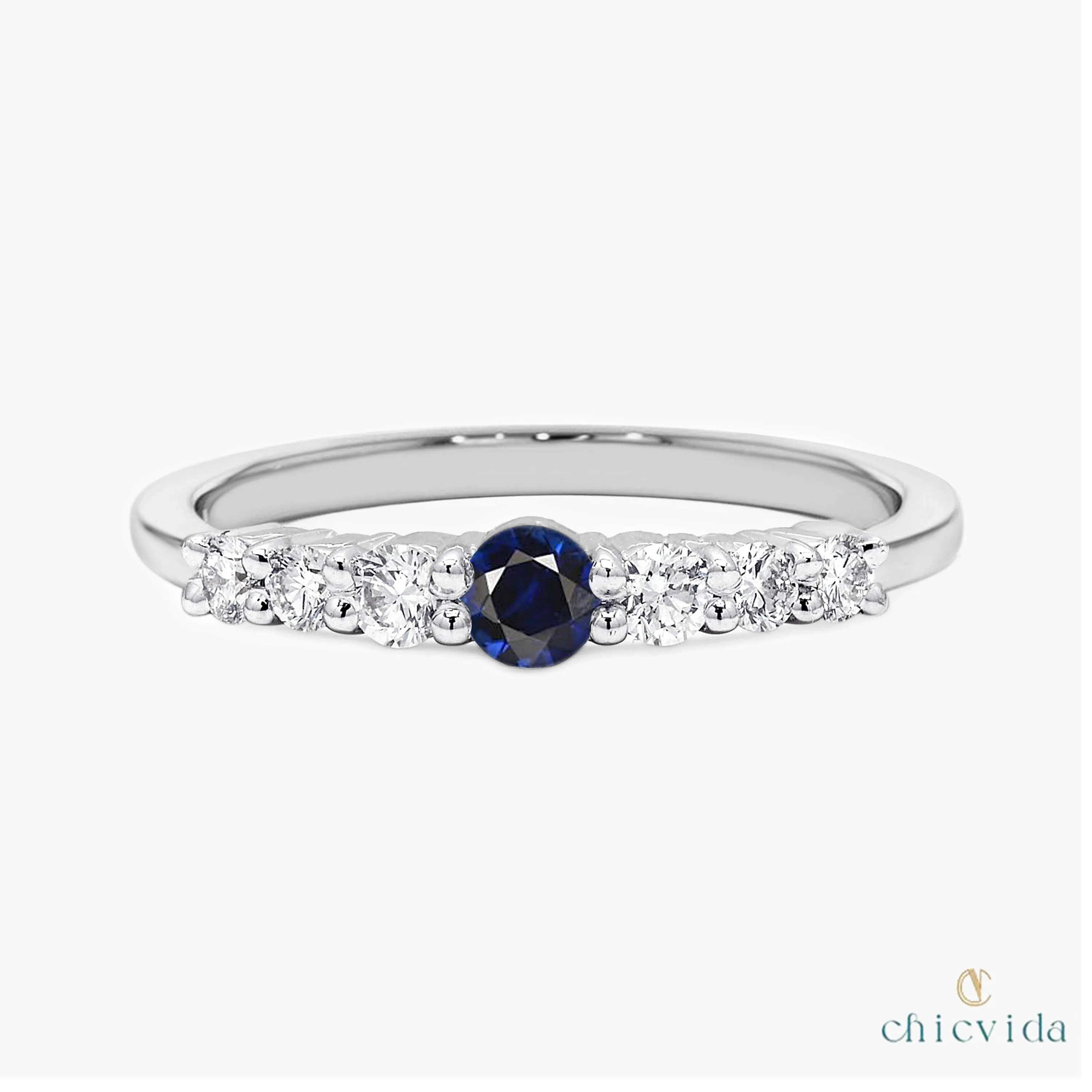 Petite Band Ring