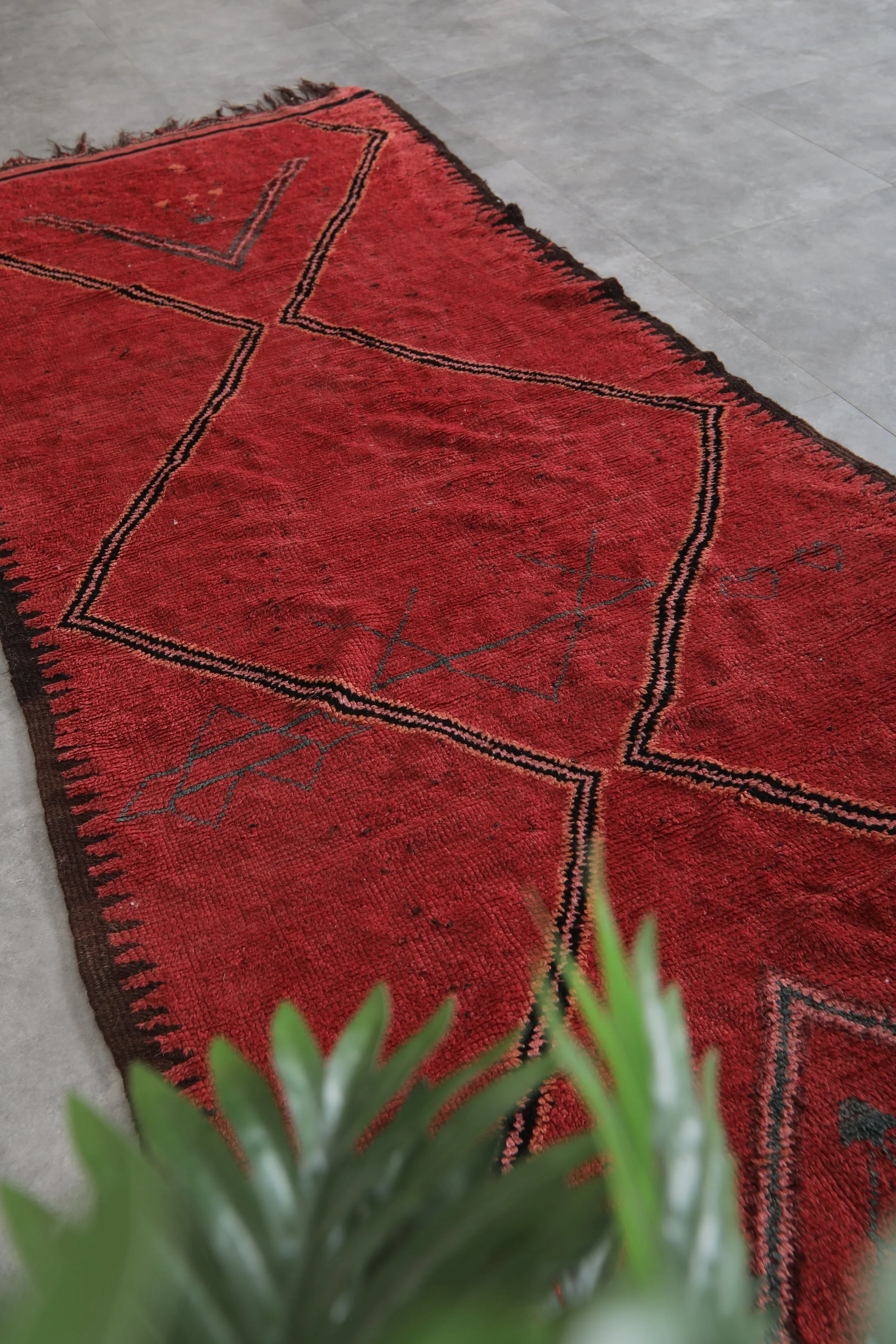 Red Flat Woven Moroccan Kilim Rug – 4.2 x 10.4 Feet | Vintage Berber Carpet