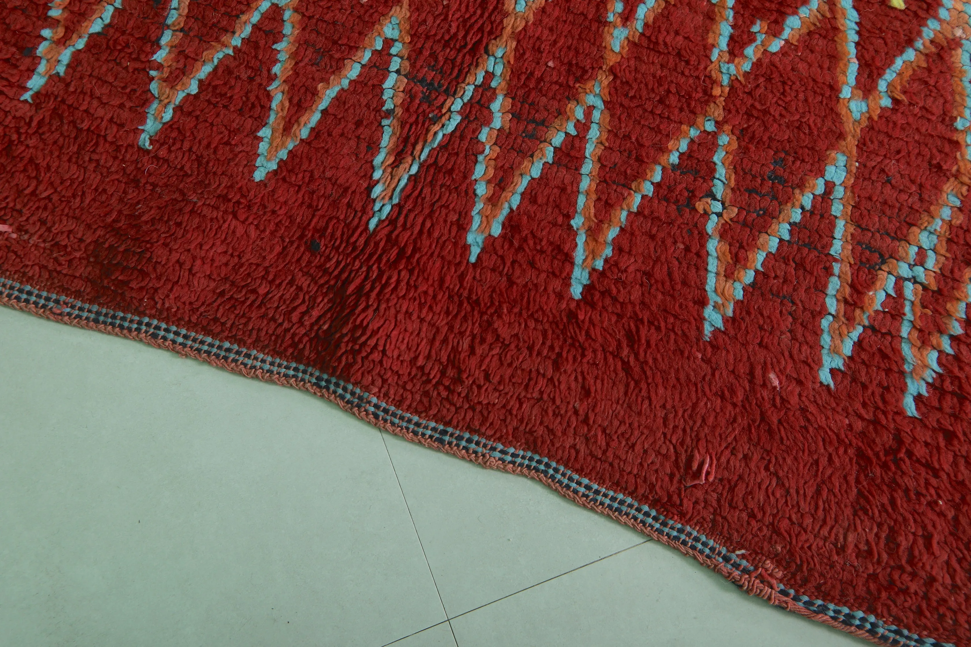 Red Vintage Moroccan Runner Rug – 4 x 10.2 Feet | Handwoven Berber Carpet