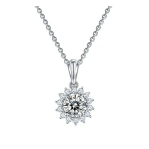 Round Cut Moissanite Diamond Classic Pendant Pendant Necklace