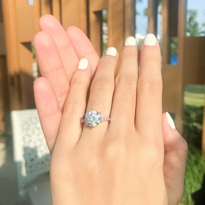 Round Cut Moissanite Diamond Classic Ring