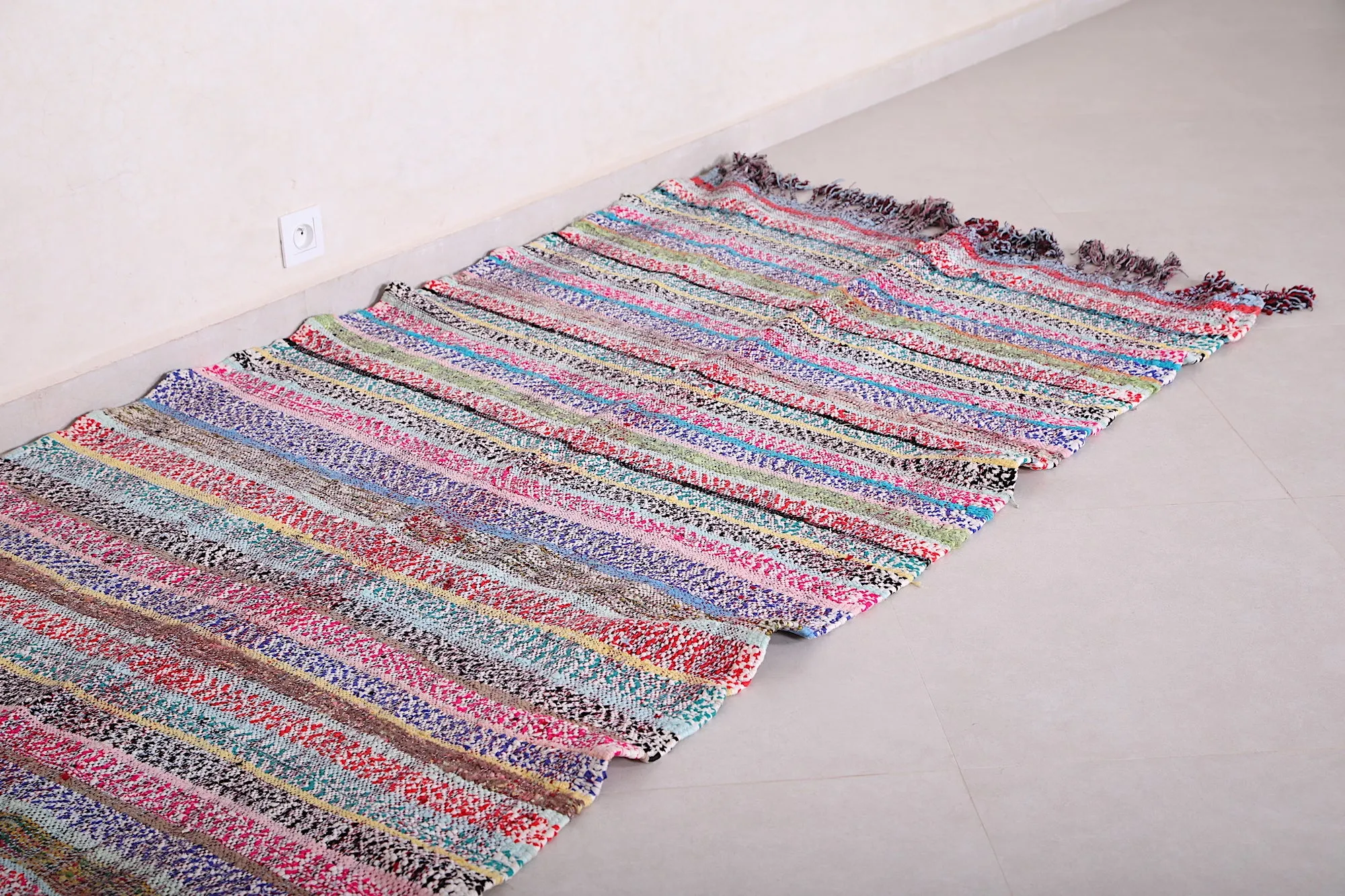 Runner Moroccan Berber Rug 4 x 11.3 Feet - Bold & Elegant Design
