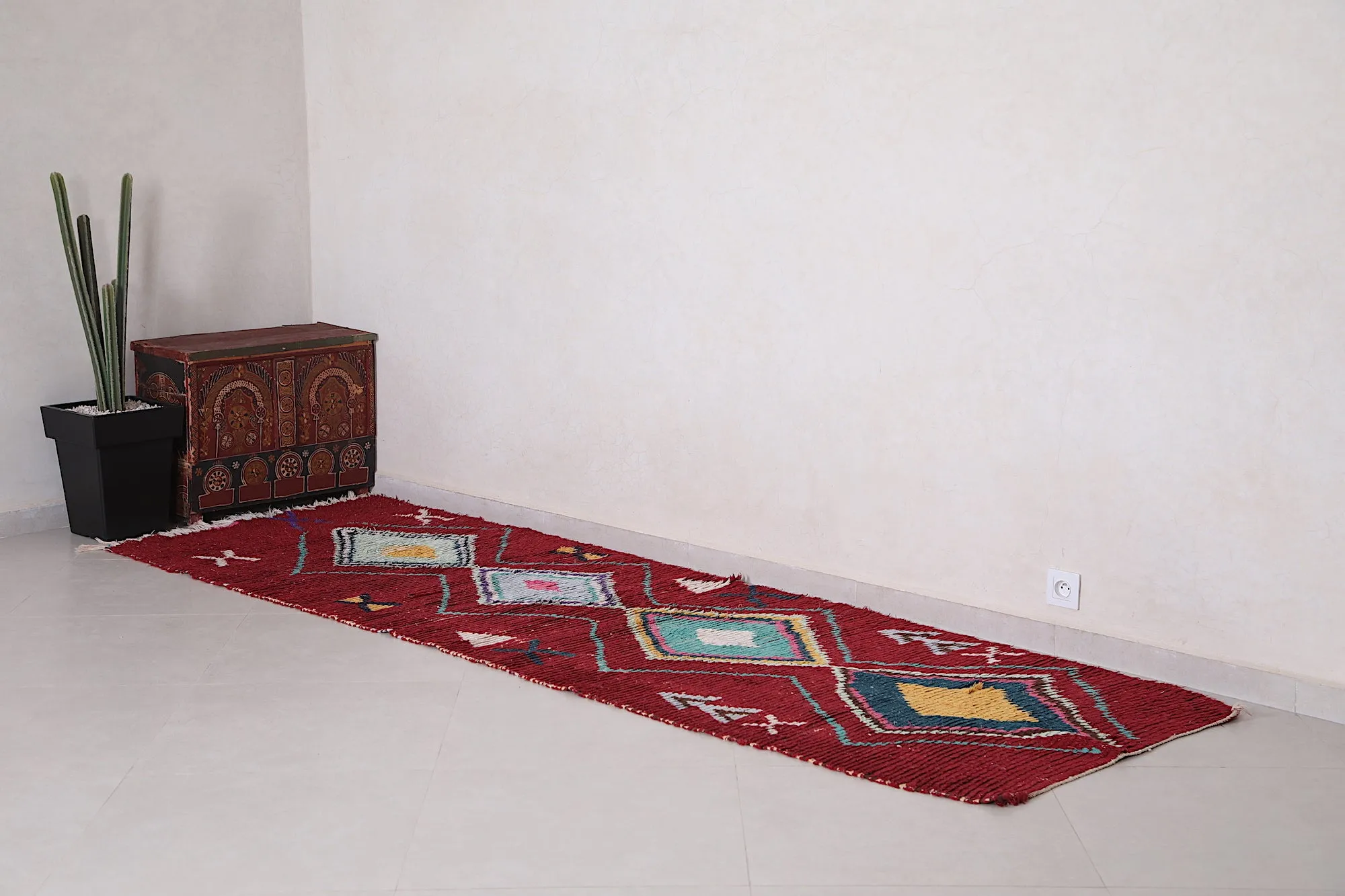 Runner Moroccan Rug 3.2 x 10.1 ft - Red Berber Wool Rug