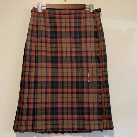 Scottish Clanwear wool red Brown and Black Pleated Midi Skirt vintage sz 12