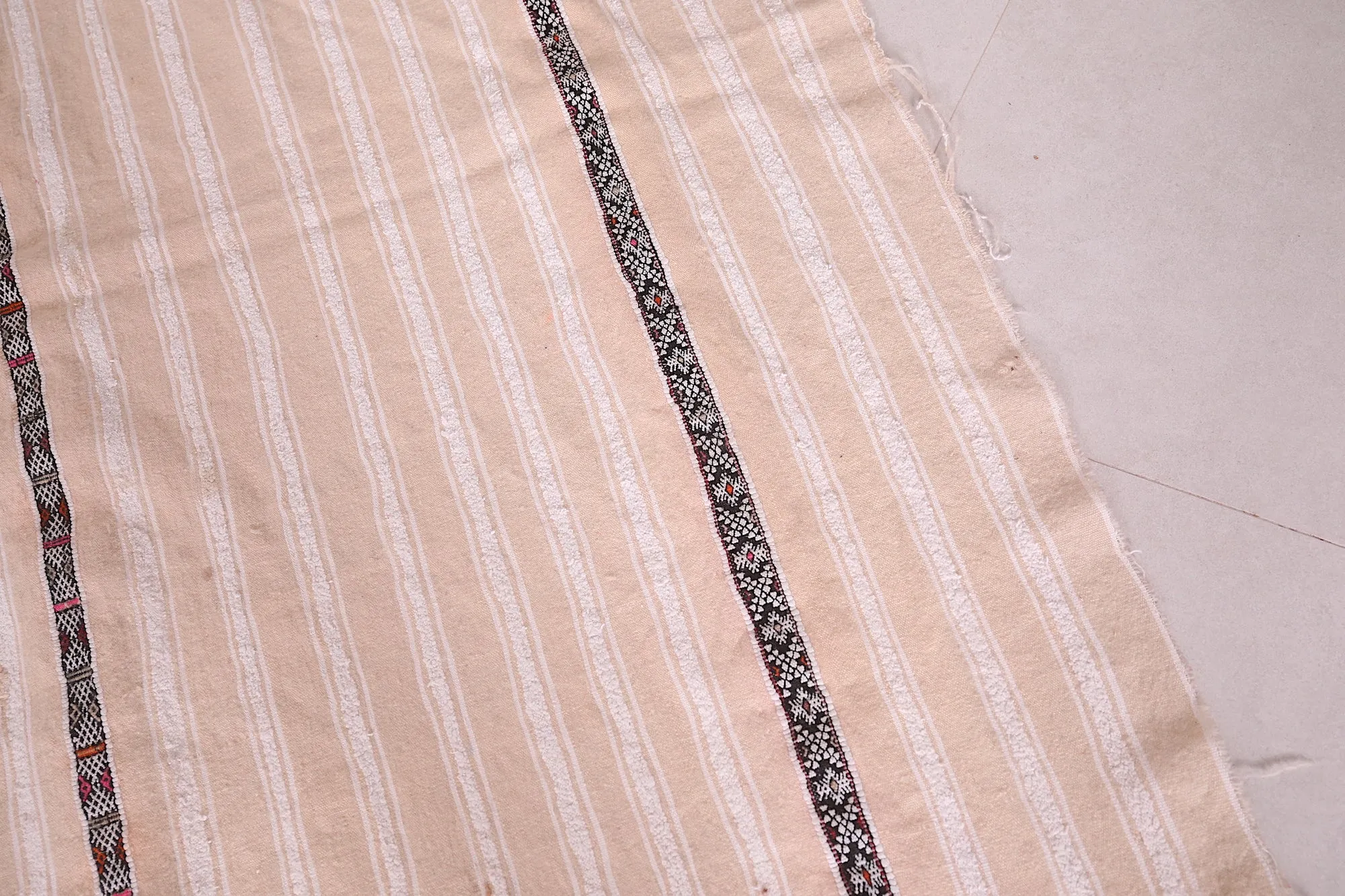 Square Berber Wedding Rug - 5.3 FT x 5.3 FT | Handmade Moroccan Decor