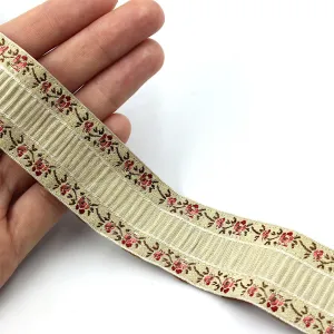 Tucked Centre Metallic Braid 30mm 6554