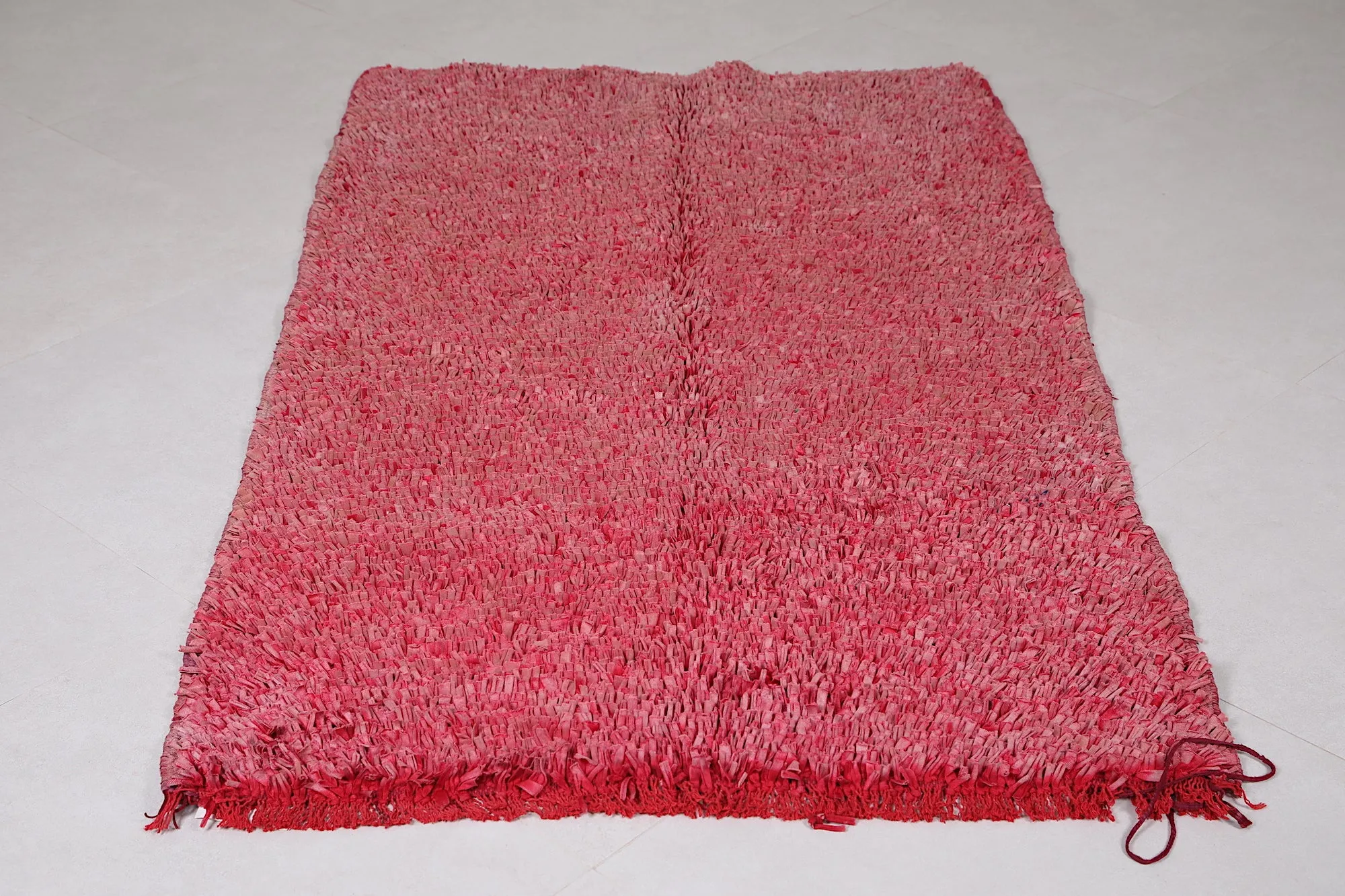 Vibrant Red Moroccan Rug – 3.3 x 5.7 Feet – Handmade Charm