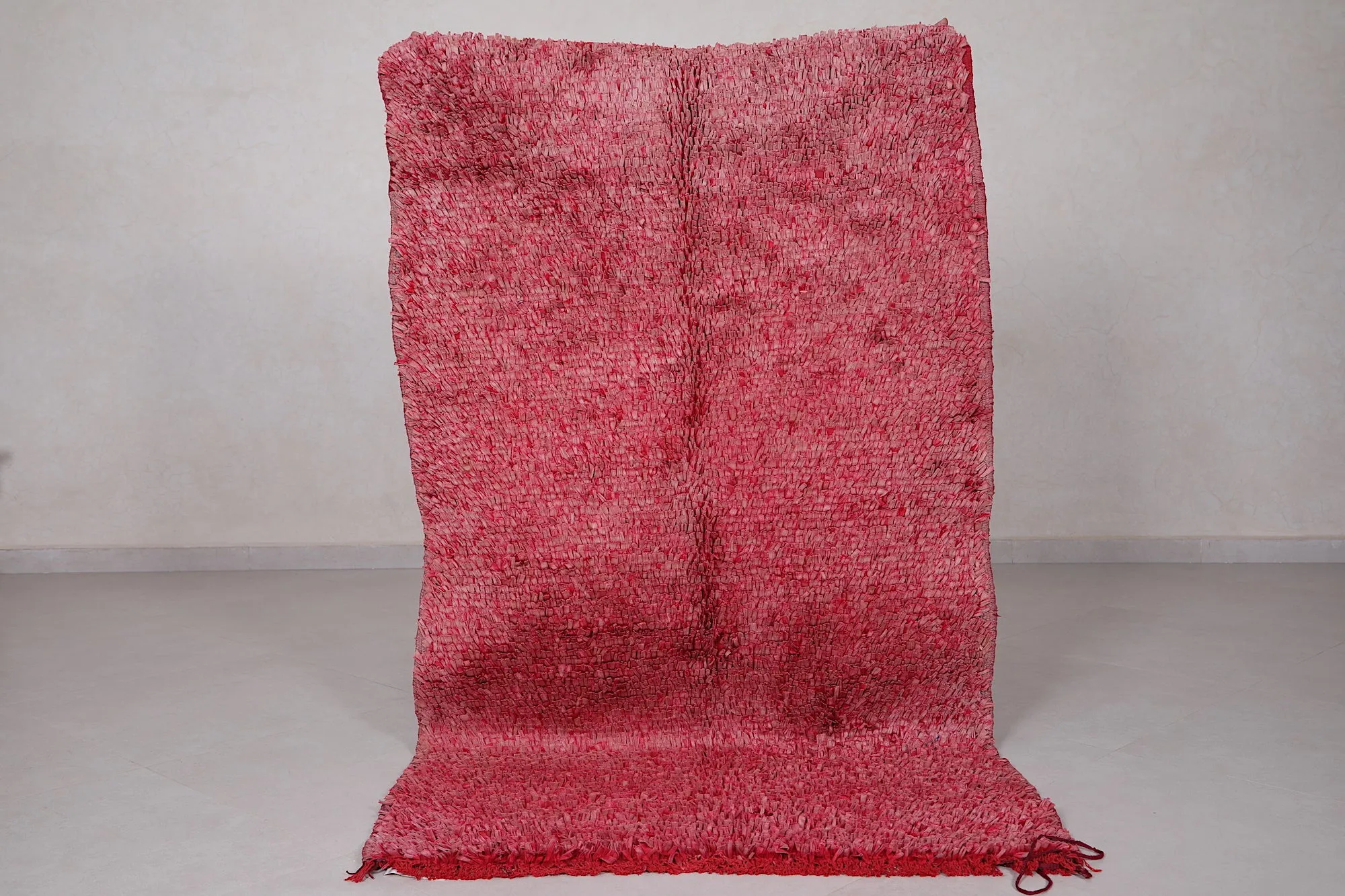 Vibrant Red Moroccan Rug – 3.3 x 5.7 Feet – Handmade Charm
