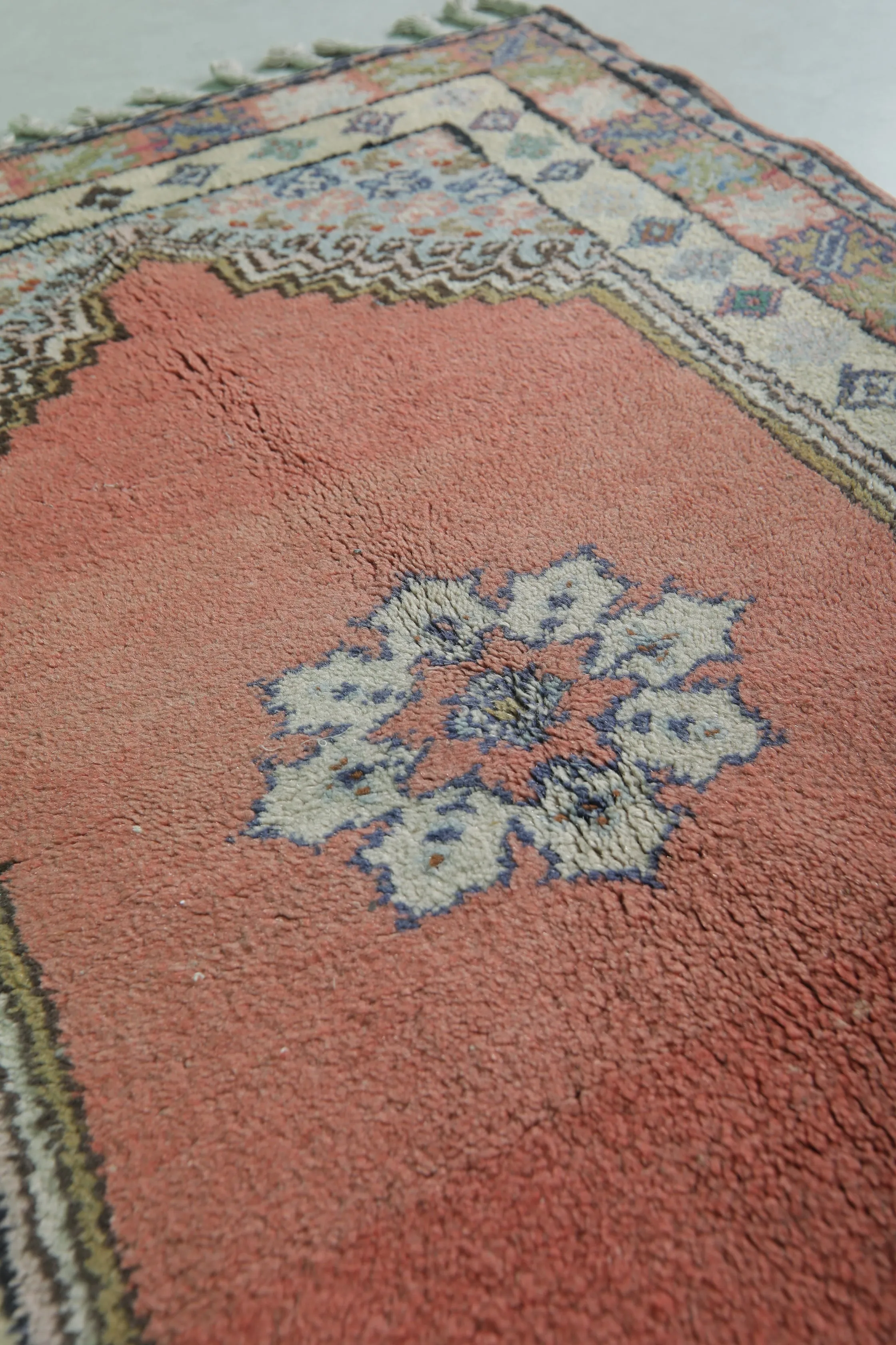 Vintage Azilal Rug 2.7 x 4.4 FT - Moroccan Floral & Geometric Design