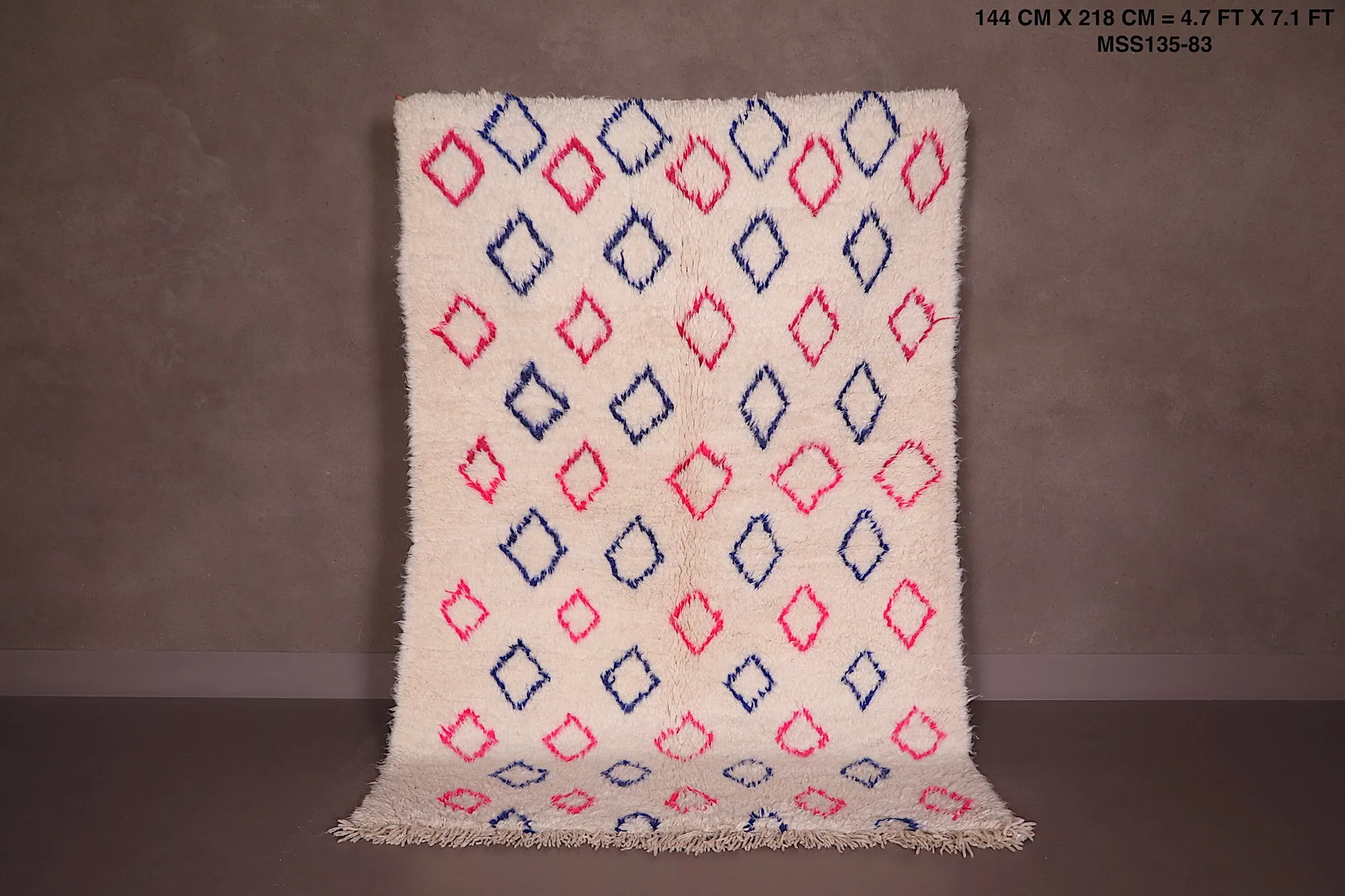 Vintage Azilal Rug 4.7 x 7.1 ft – Authentic Moroccan Design