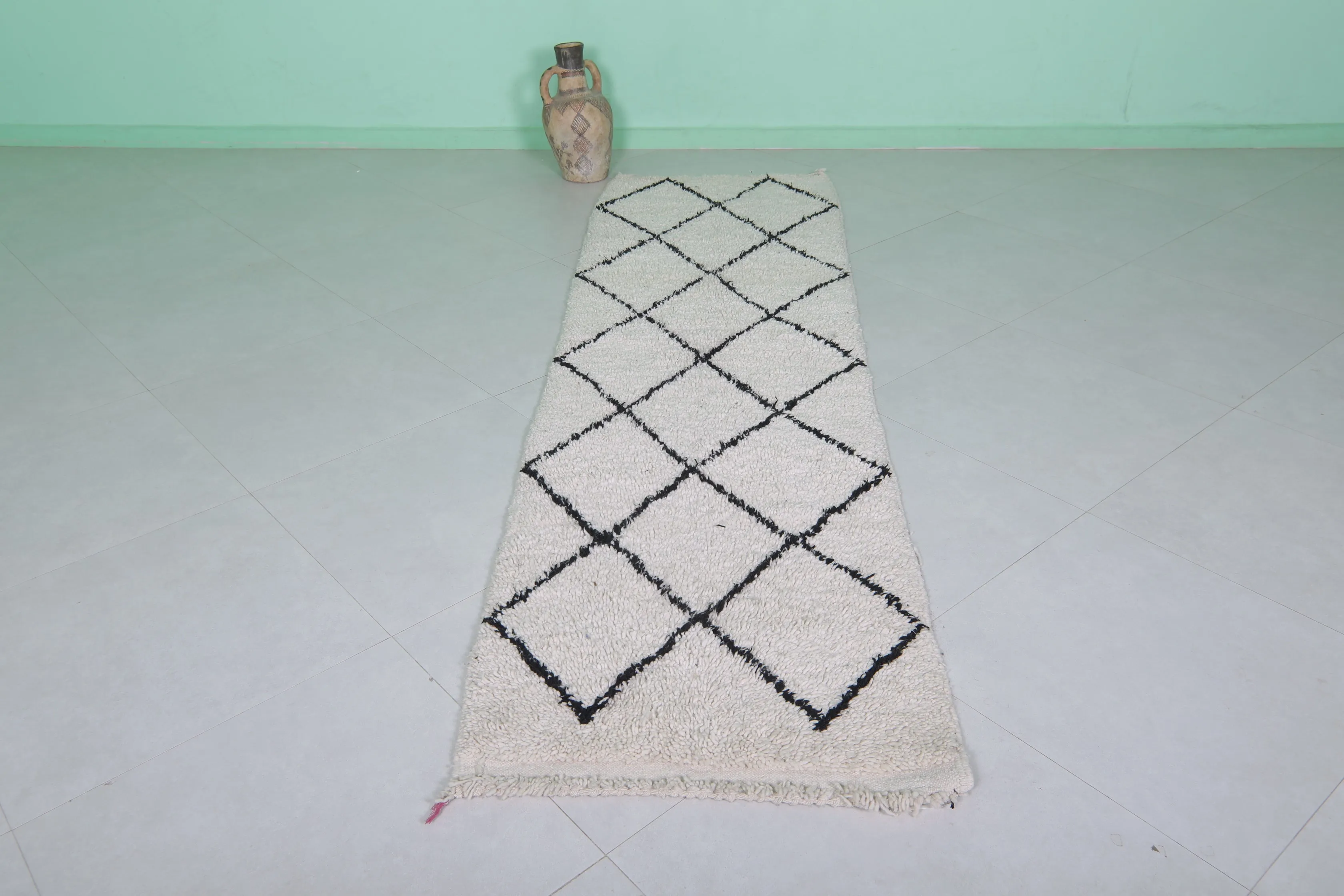 Vintage Beni Ourain Rug - Beige 2.5 x 9 ft | Moroccan Handwoven Masterpiece