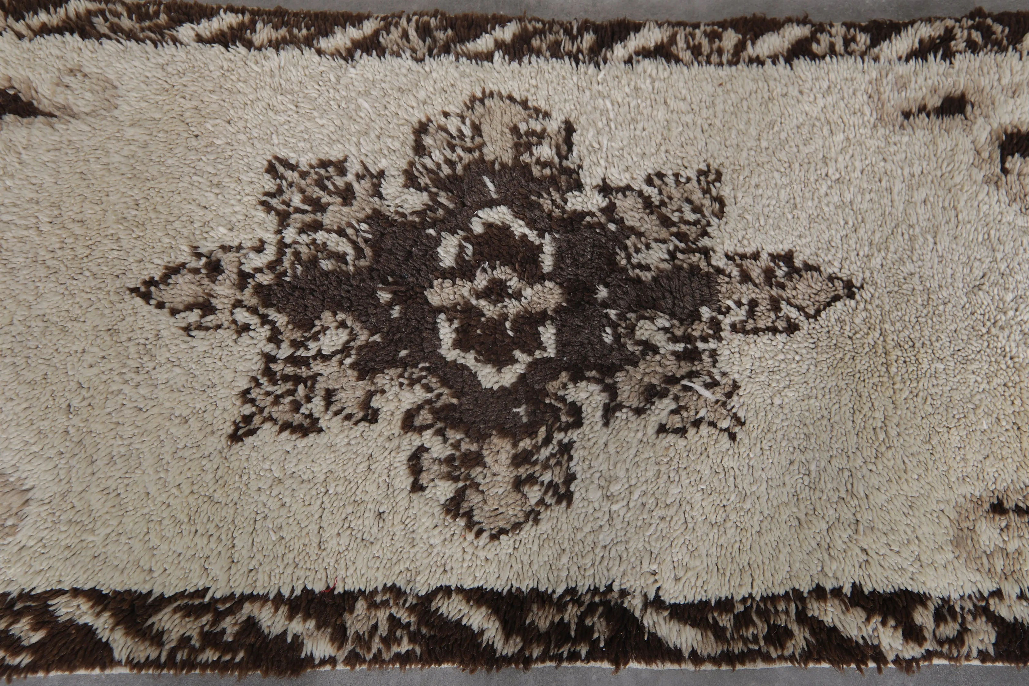 Vintage Berber Carpet – 2.3 x 6.3 ft Handmade Moroccan Rug