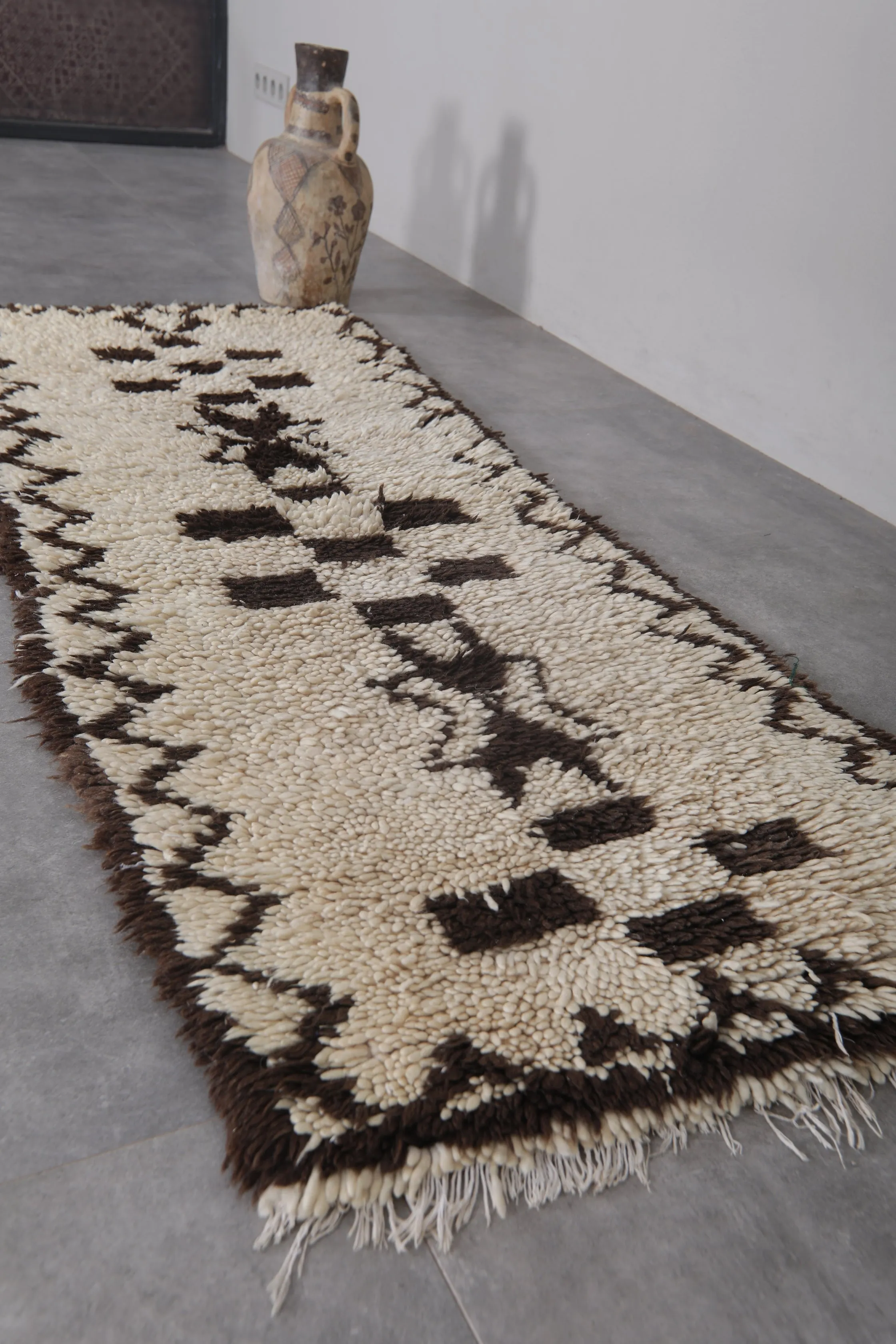 Vintage Berber Carpet – 2.3 x 6.3 ft Handmade Moroccan Rug