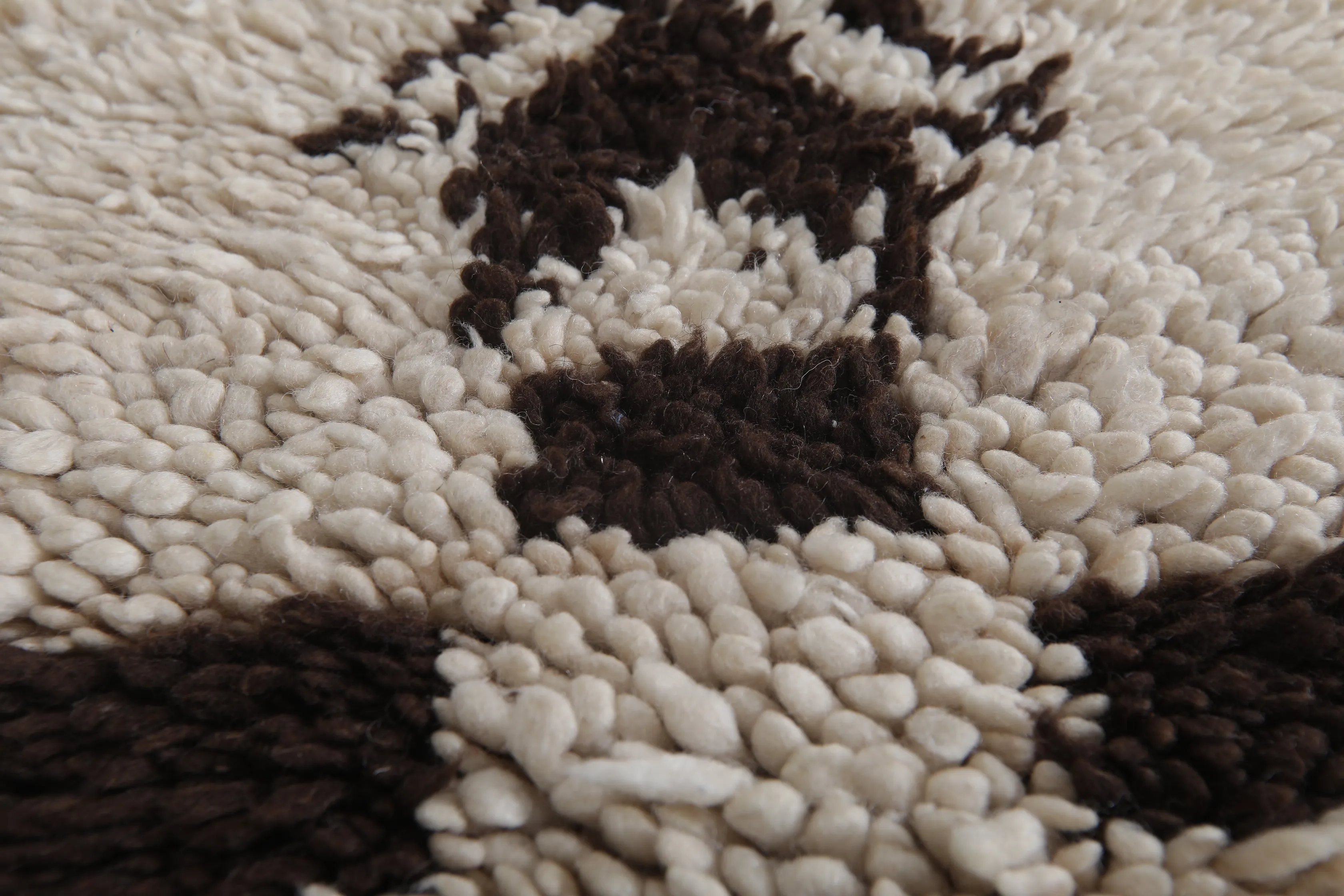 Vintage Berber Carpet – 2.3 x 6.3 ft Handmade Moroccan Rug