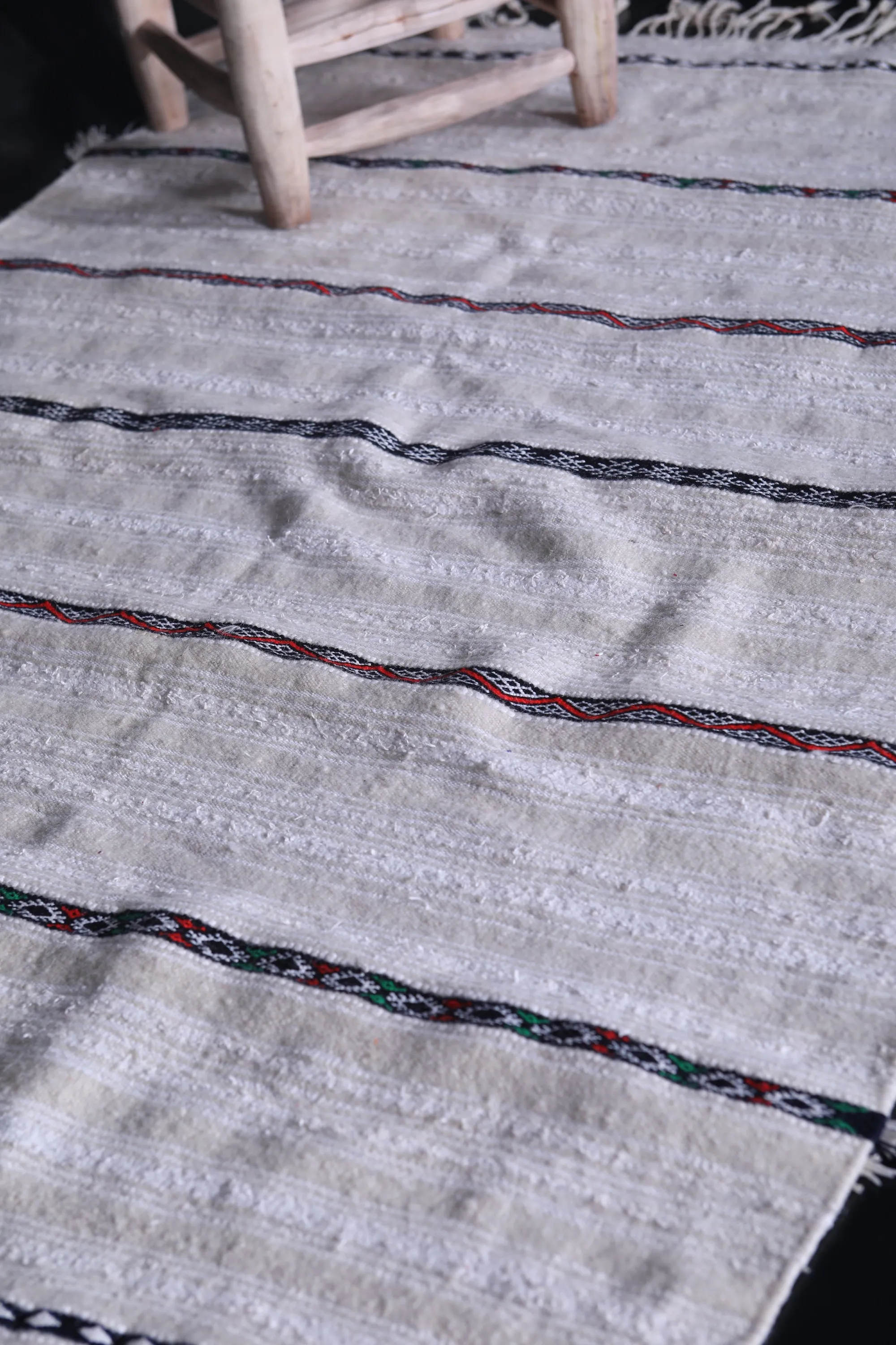 Vintage Berber Rug 3.4 ft x 5.2 ft - Handwoven Moroccan Handira Blanket