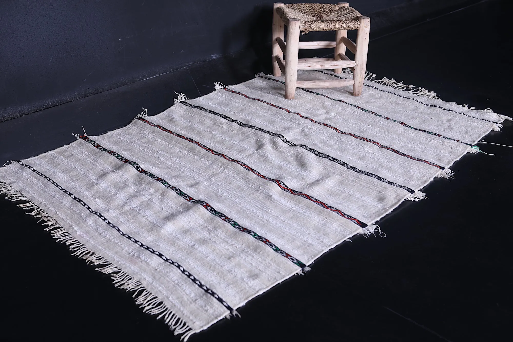 Vintage Berber Rug 3.4 ft x 5.2 ft - Handwoven Moroccan Handira Blanket