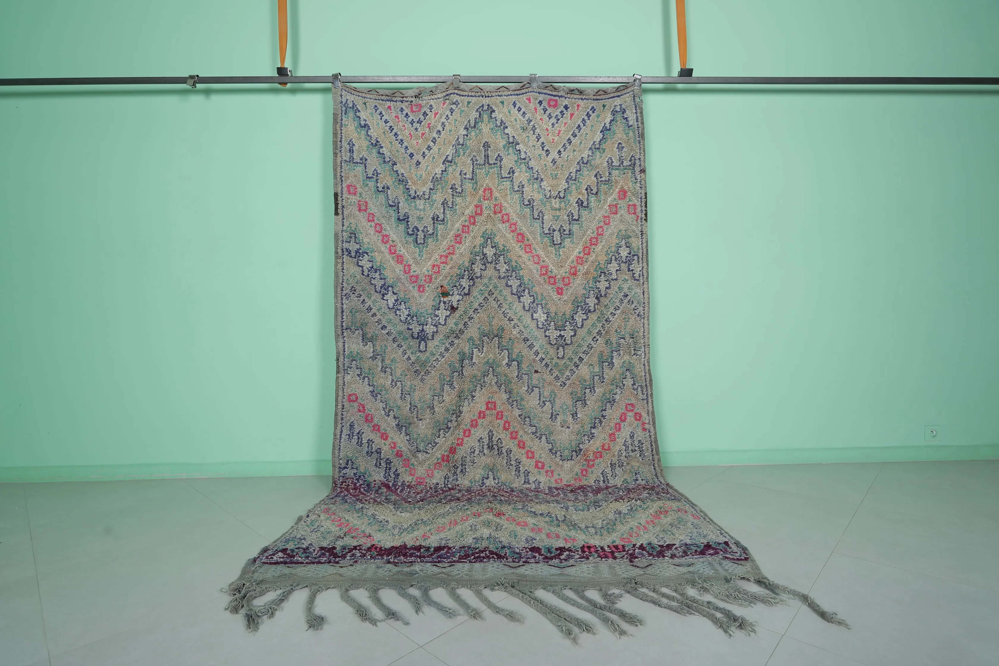 Vintage Berber Rug 5.2 x 10 FT - Tribal Chevron Pattern