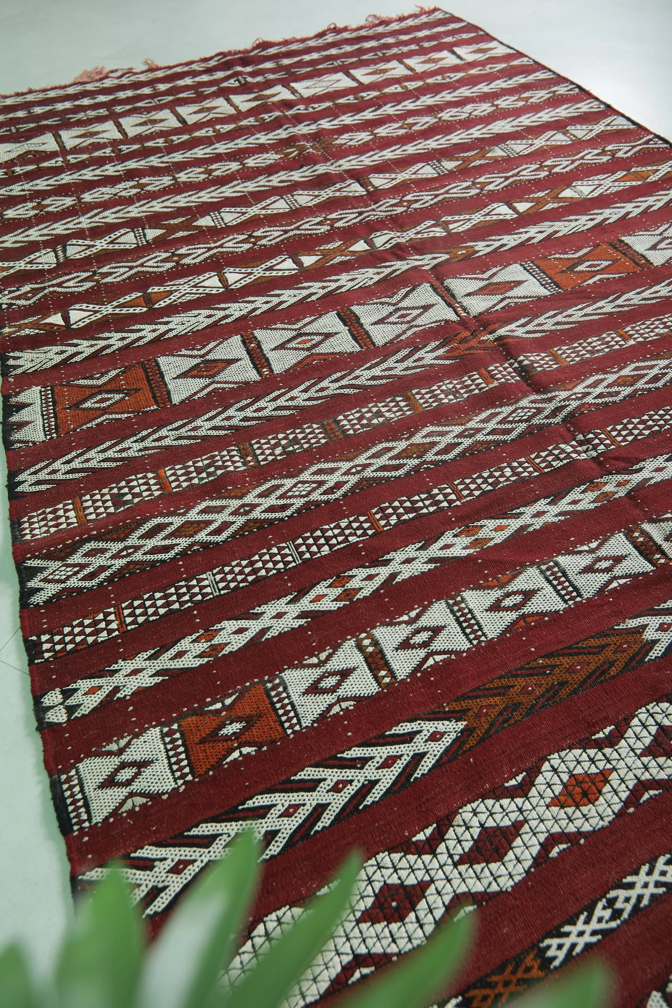 Vintage Berber Rug - 5.3 ft x 9 ft - Moroccan Beni Ourain Carpet
