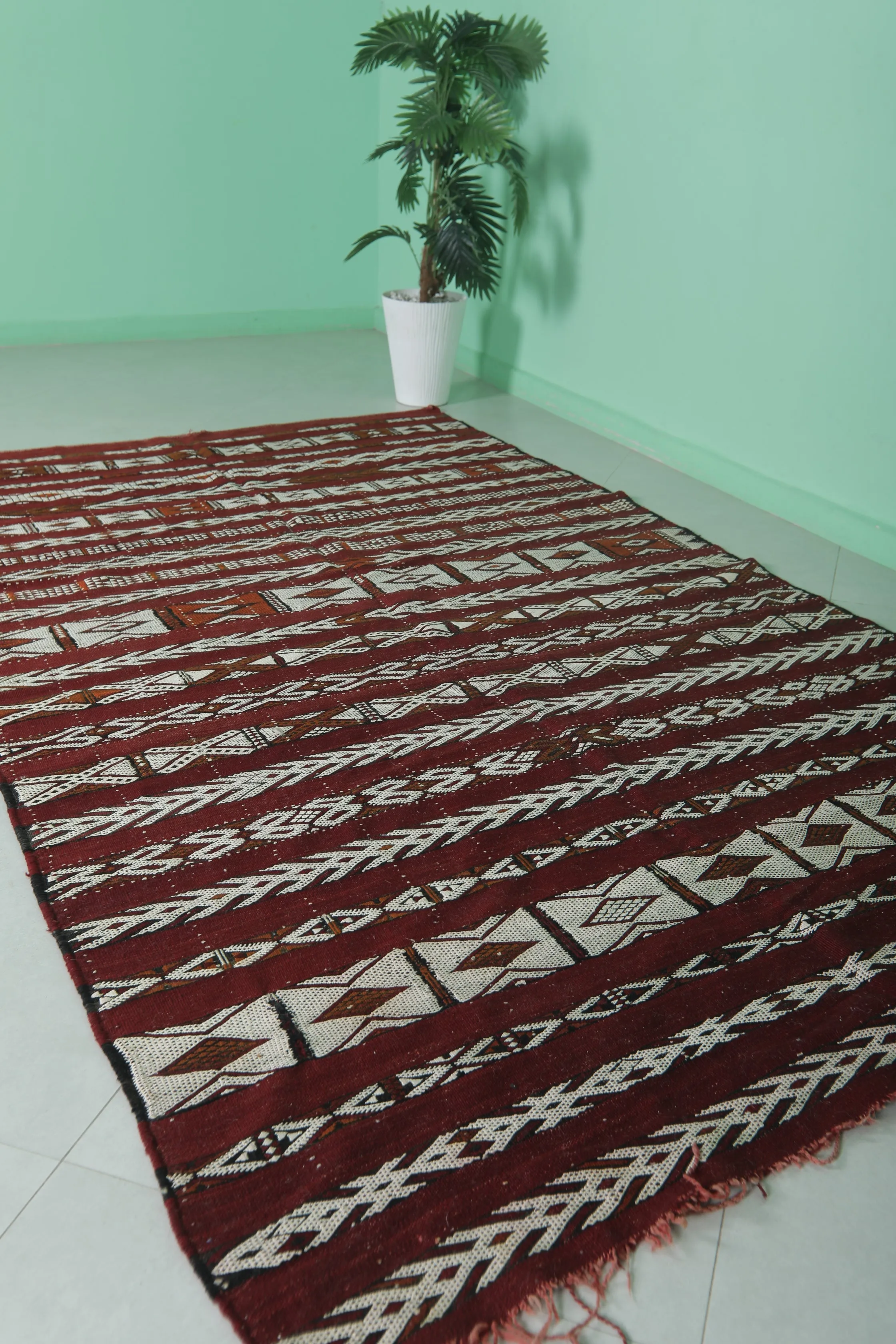 Vintage Berber Rug - 5.3 ft x 9 ft - Moroccan Beni Ourain Carpet