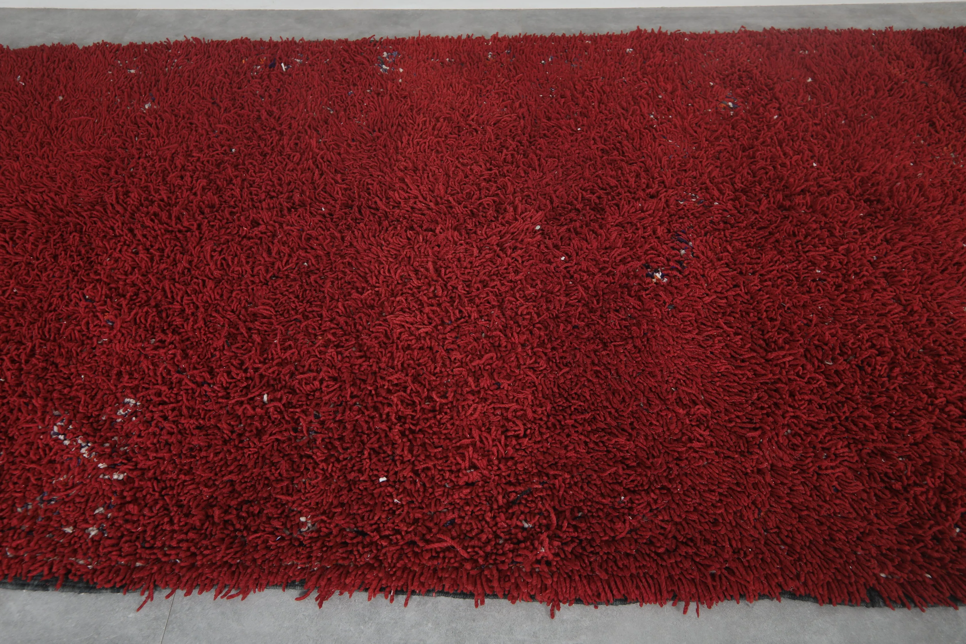 Vintage Berber Rug – 5.9 x 10.2 Feet – Handwoven Moroccan Charm