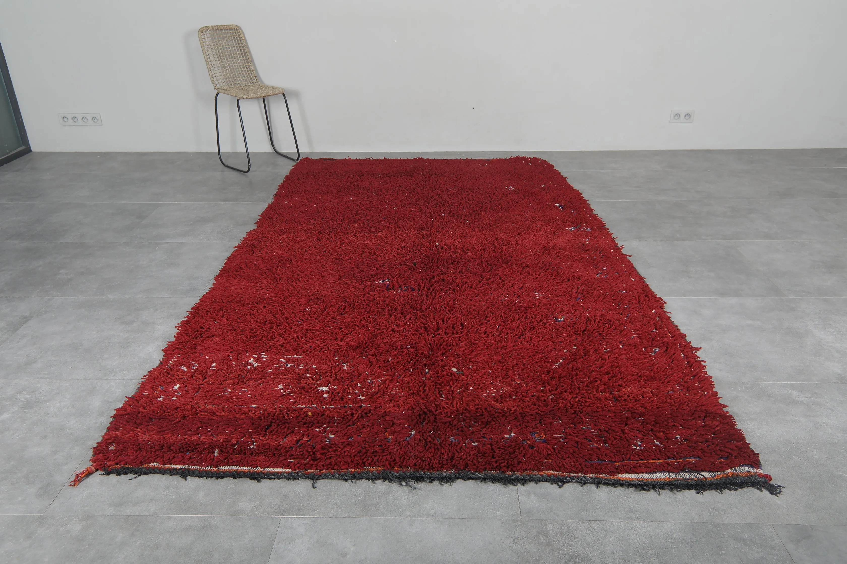 Vintage Berber Rug – 5.9 x 10.2 Feet – Handwoven Moroccan Charm
