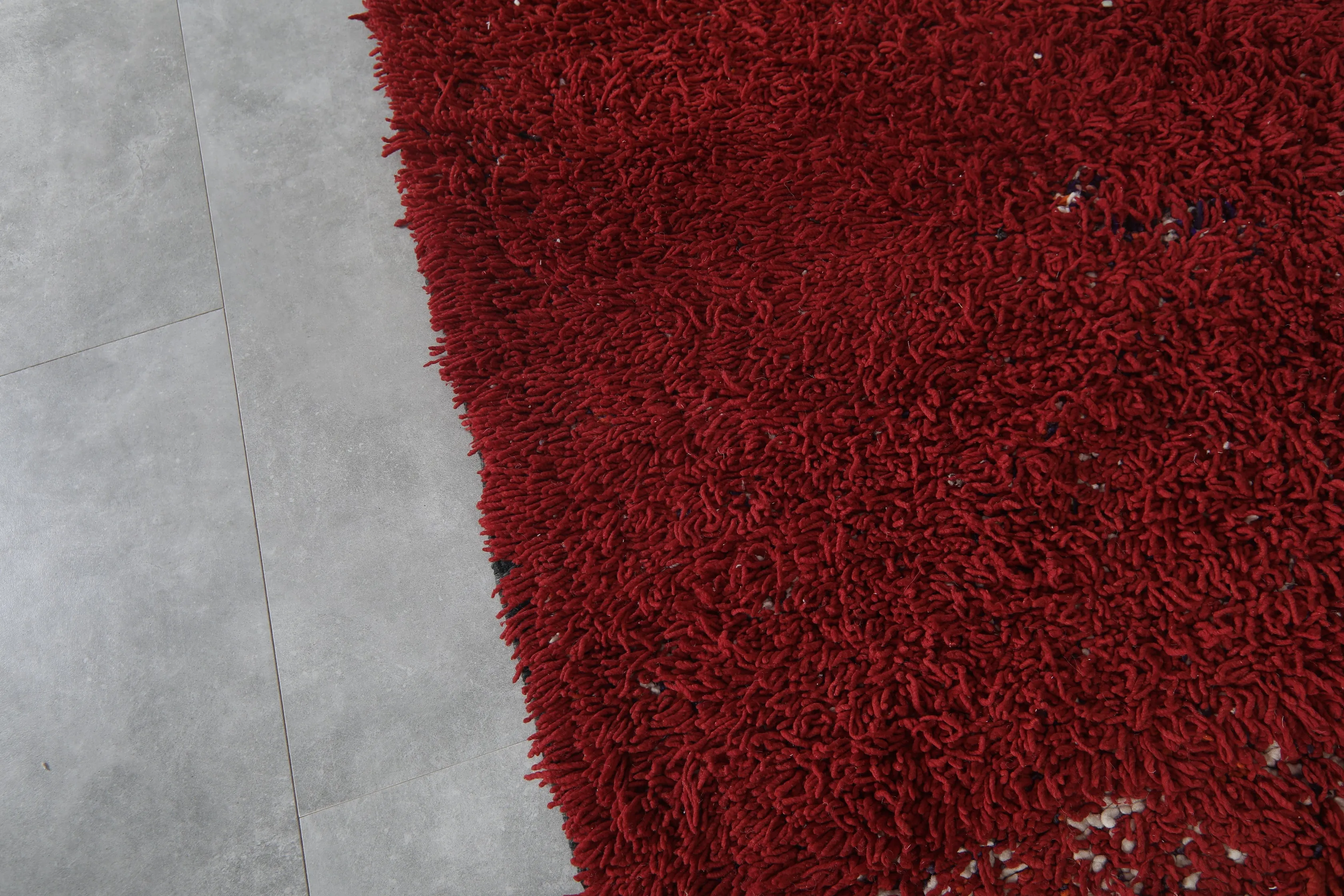 Vintage Berber Rug – 5.9 x 10.2 Feet – Handwoven Moroccan Charm