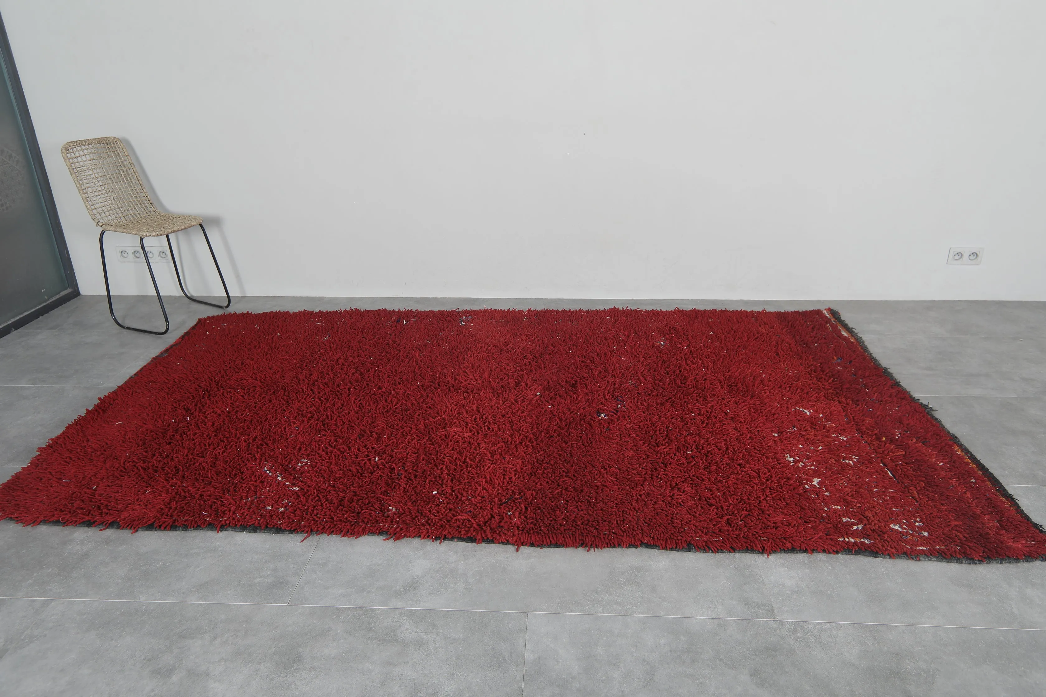 Vintage Berber Rug – 5.9 x 10.2 Feet – Handwoven Moroccan Charm