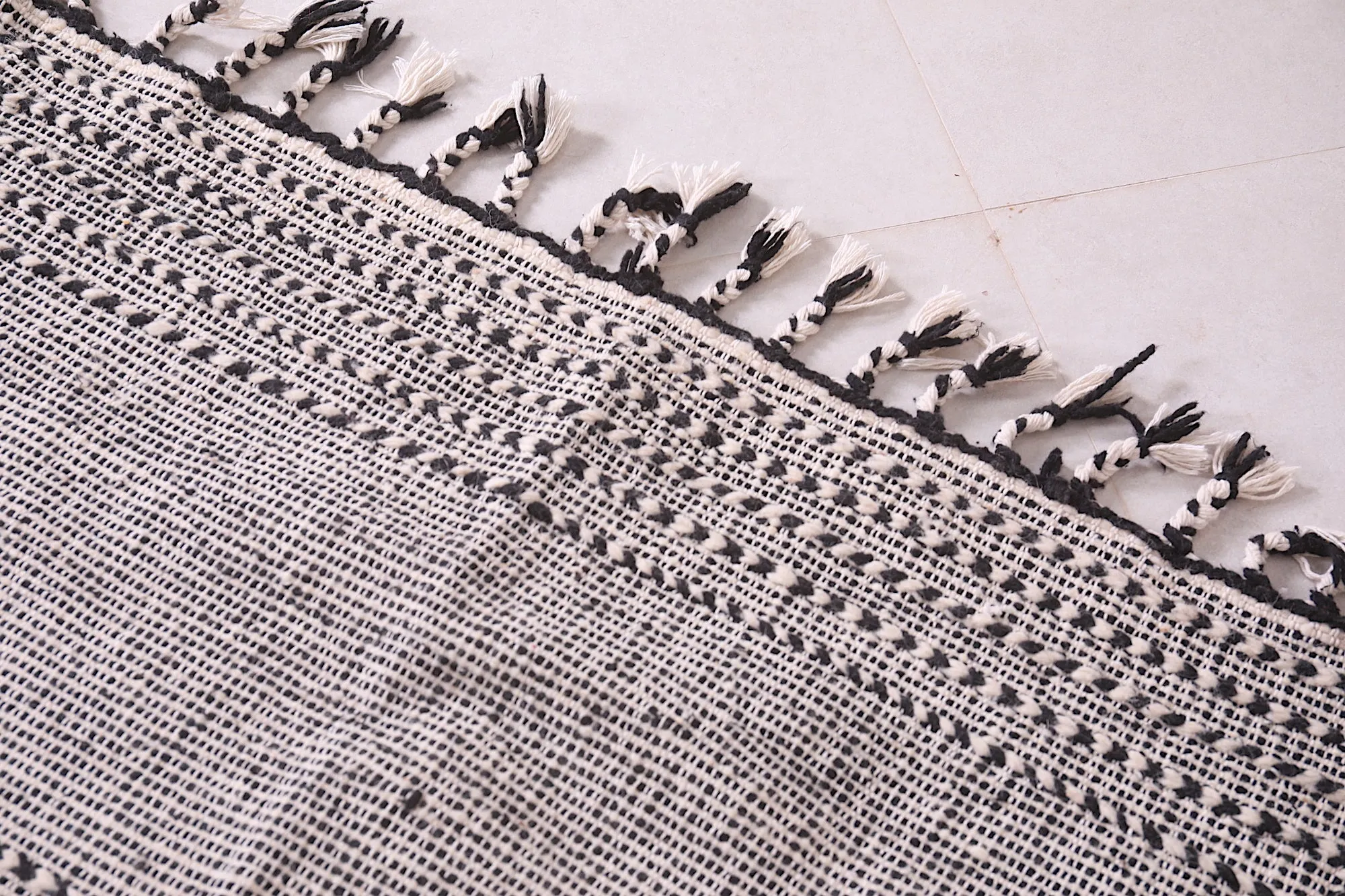 Vintage Berber Rug - Black and White Design - 3.3x4.6 ft