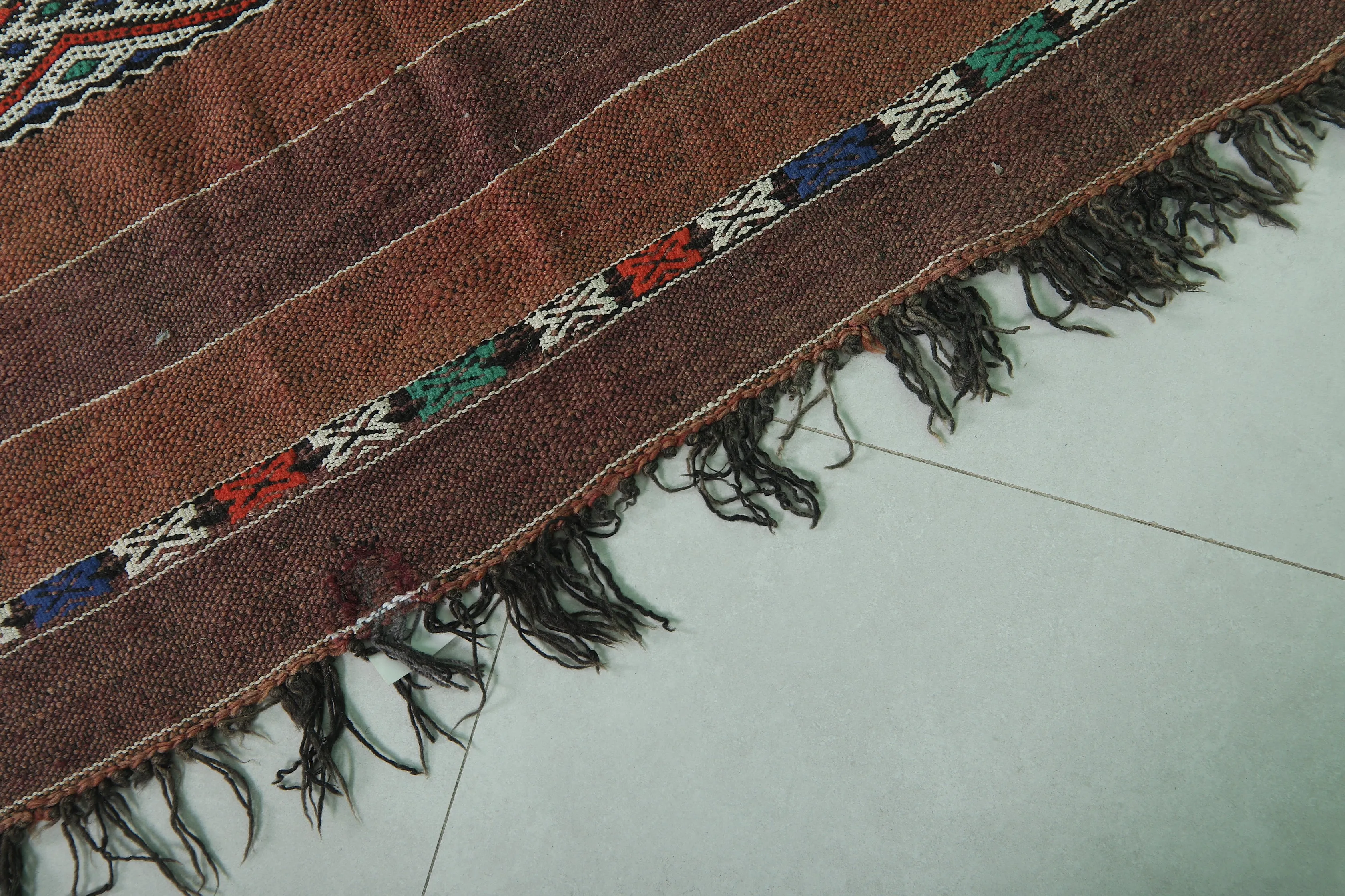 Vintage Berber Rug Runner - 4.2 FT × 9.2 FT | Moroccan Style