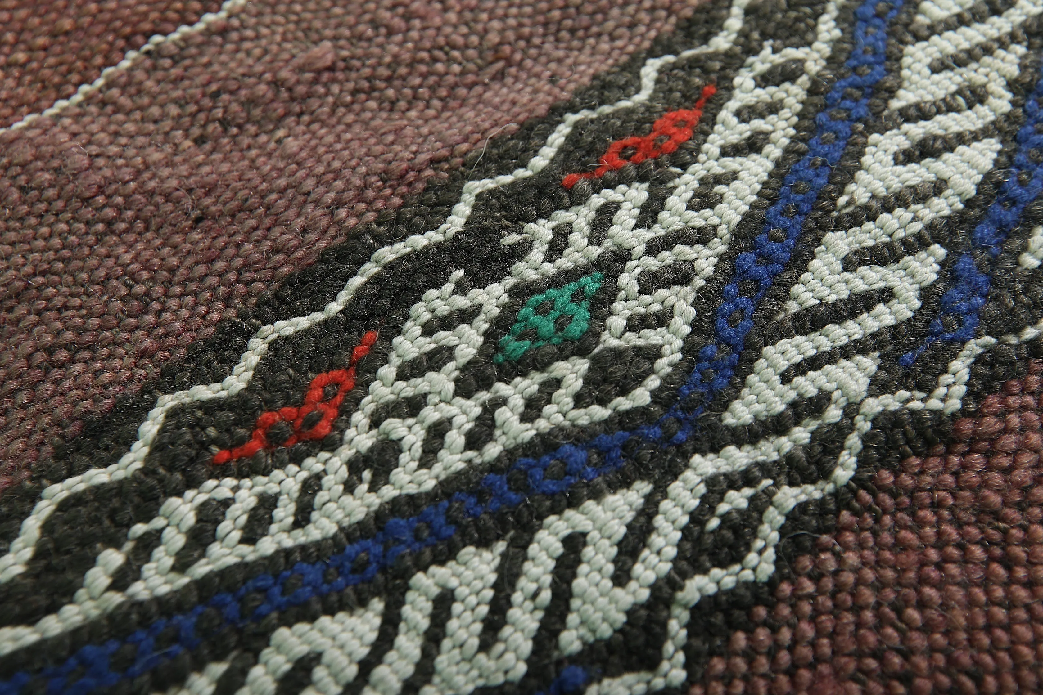 Vintage Berber Rug Runner - 4.2 FT × 9.2 FT | Moroccan Style