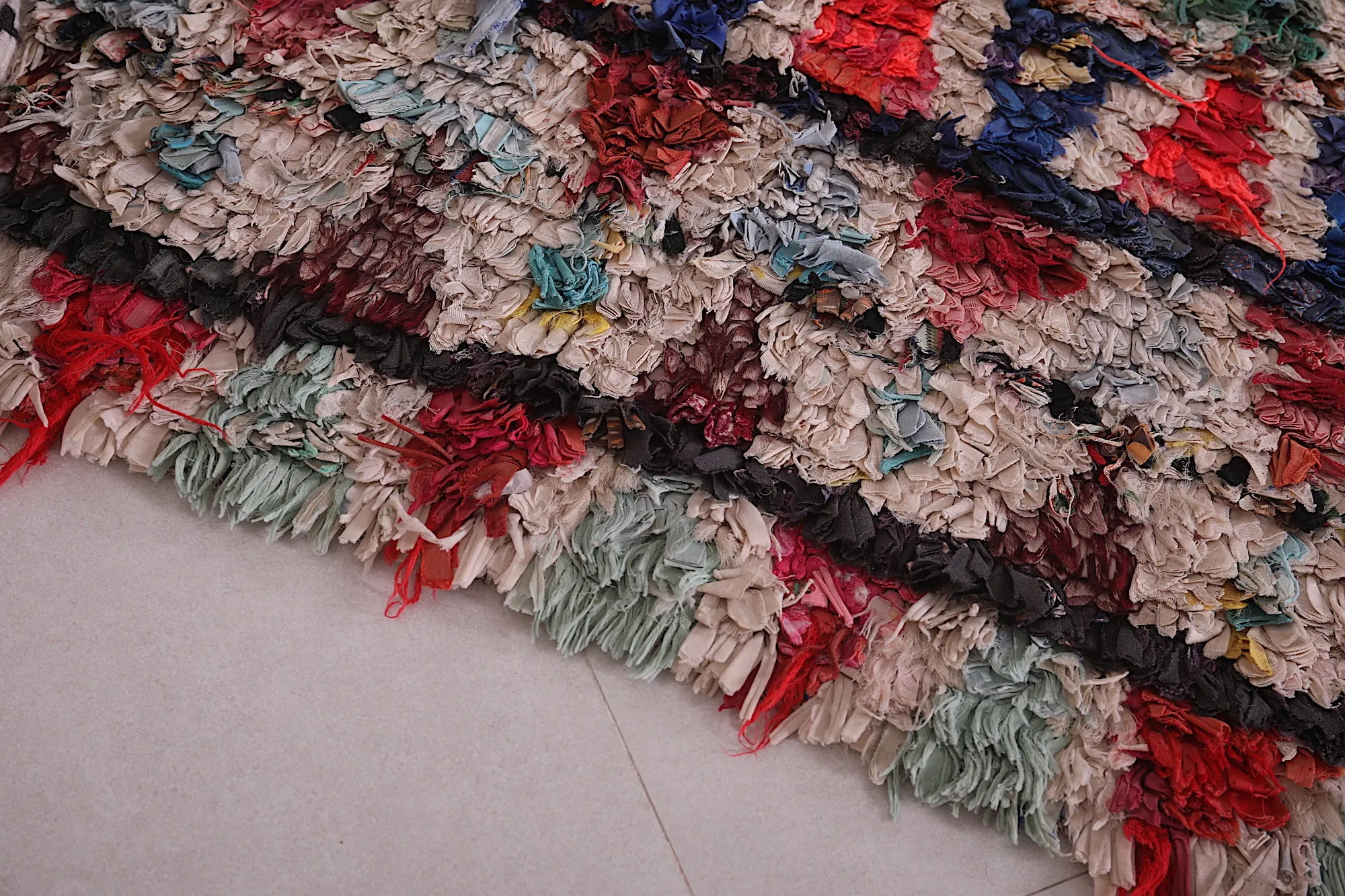 Vintage Berber Runner Rug - 3.2x5.7 ft | Handwoven Moroccan Design