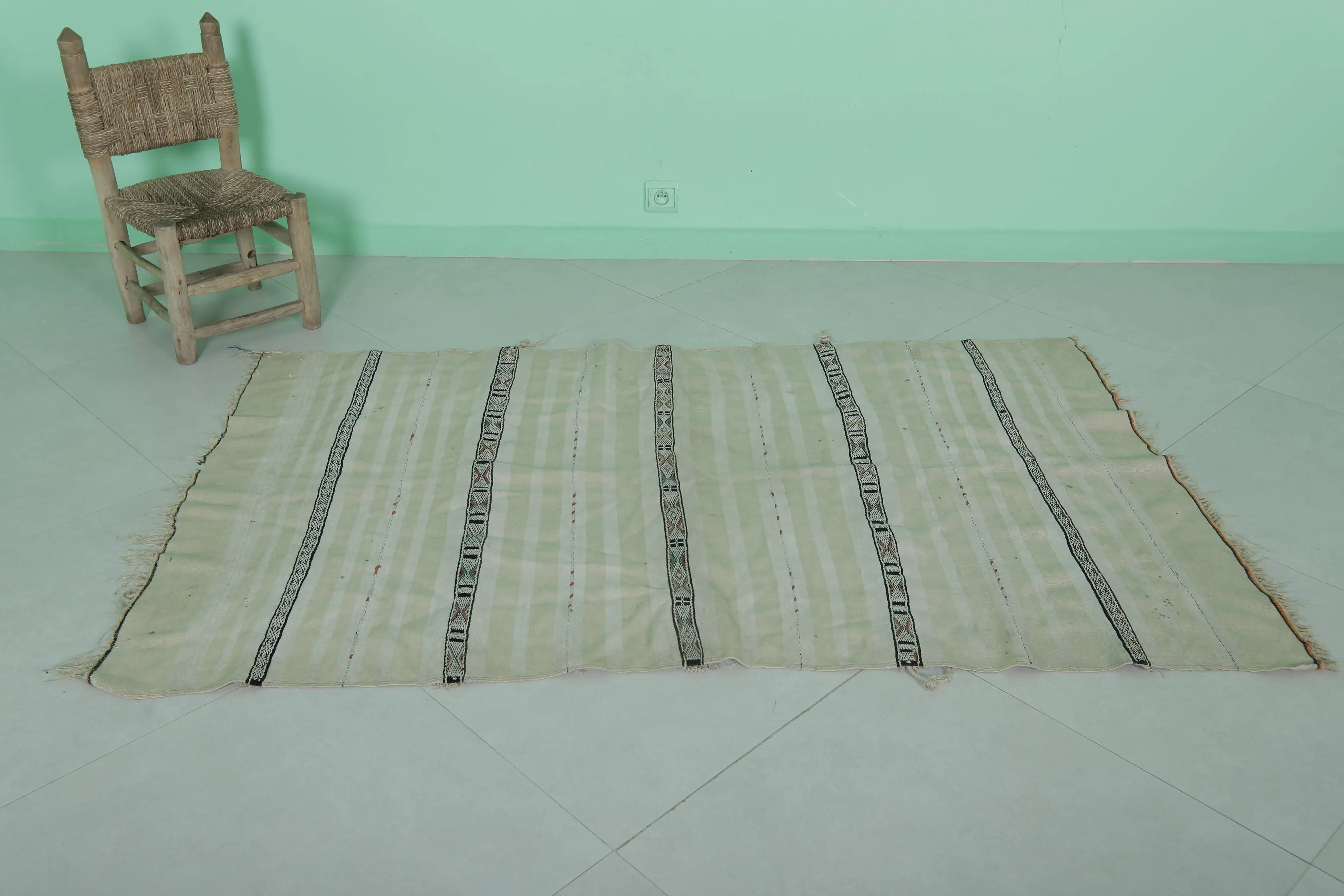 Vintage Berber Wedding Blanket 3.4 x 5.8 ft | Handwoven Moroccan Textile