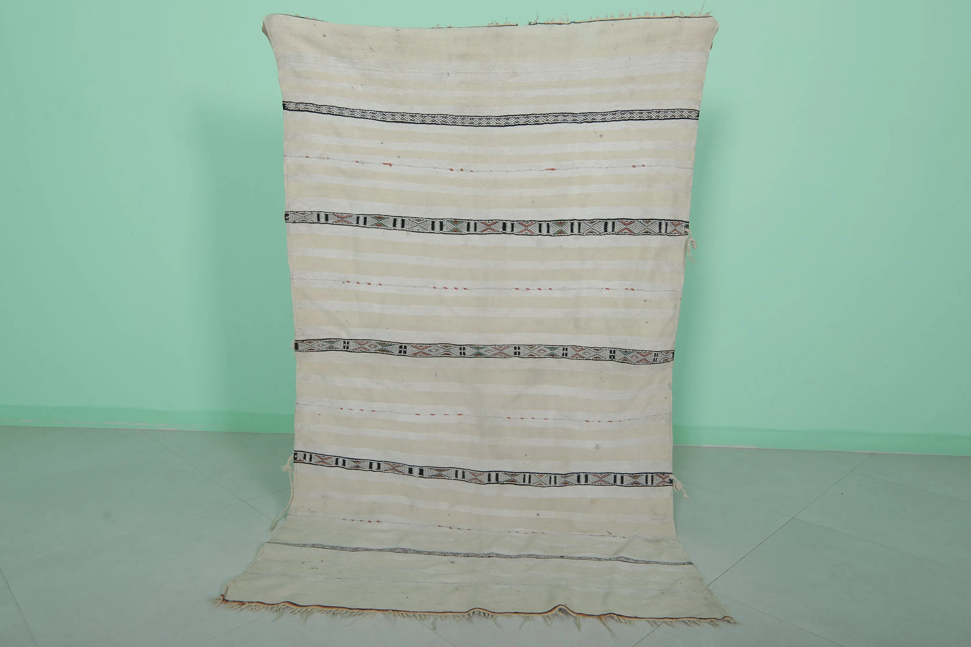 Vintage Berber Wedding Blanket 3.4 x 5.8 ft | Handwoven Moroccan Textile