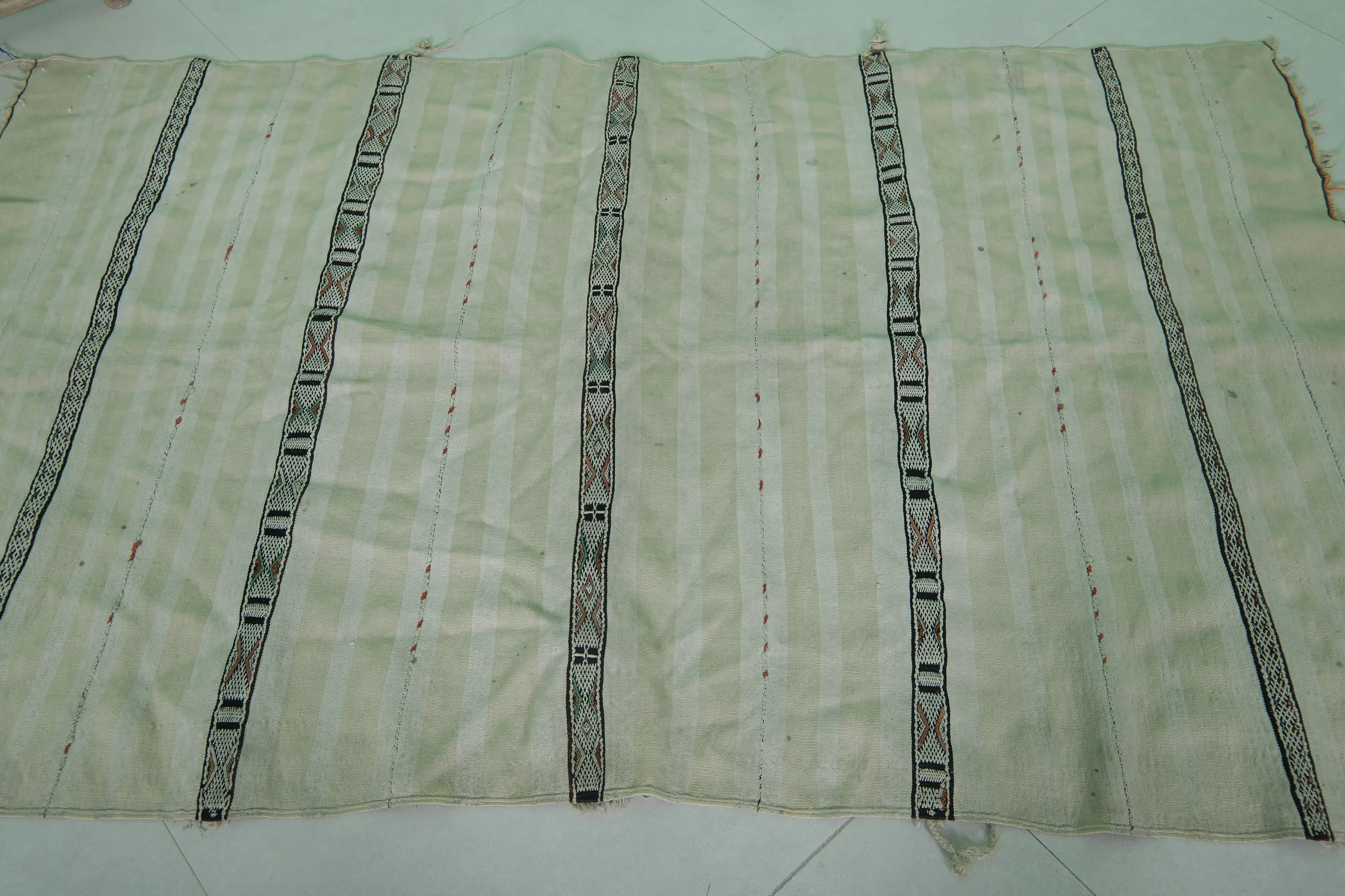 Vintage Berber Wedding Blanket 3.4 x 5.8 ft | Handwoven Moroccan Textile