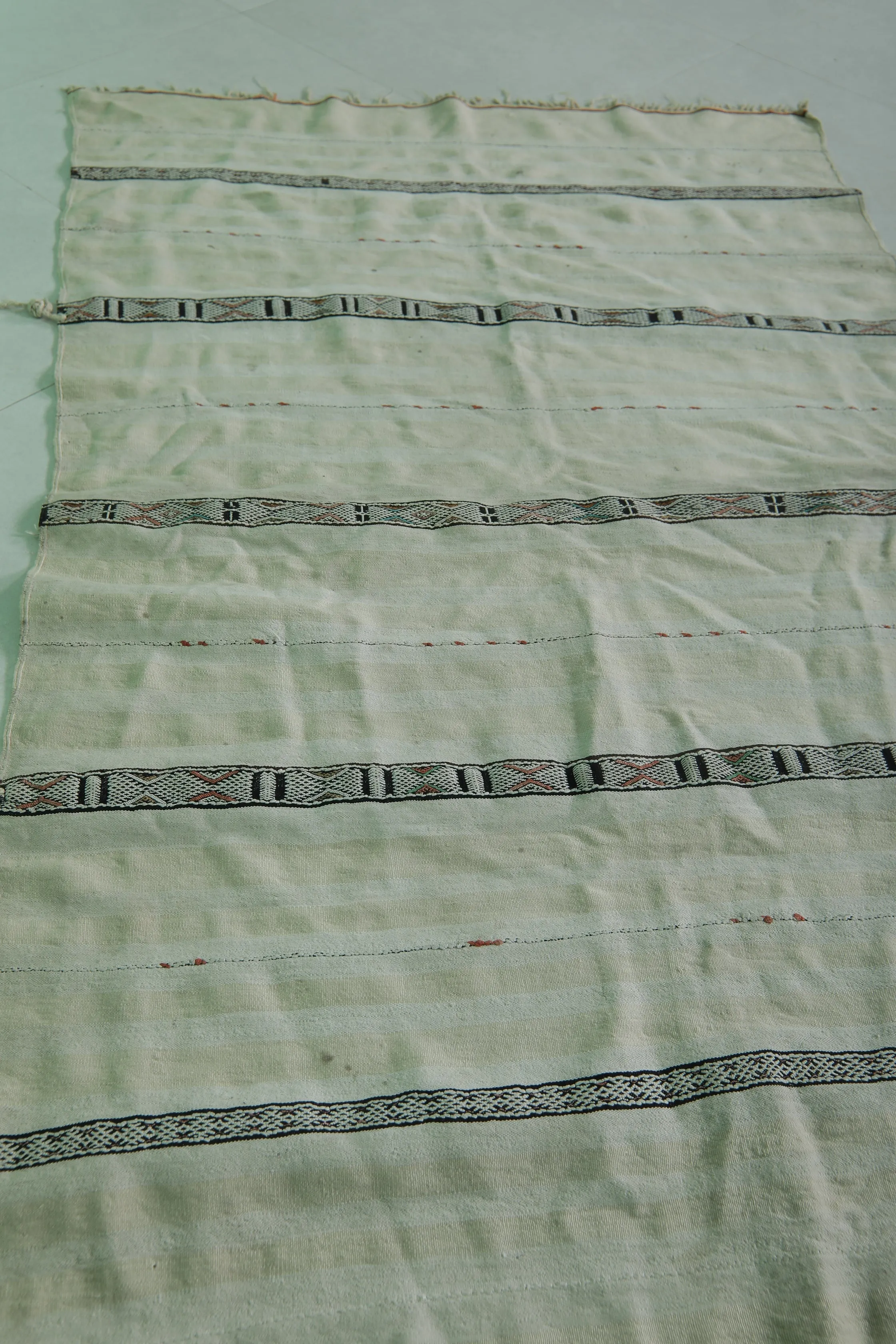 Vintage Berber Wedding Blanket 3.4 x 5.8 ft | Handwoven Moroccan Textile