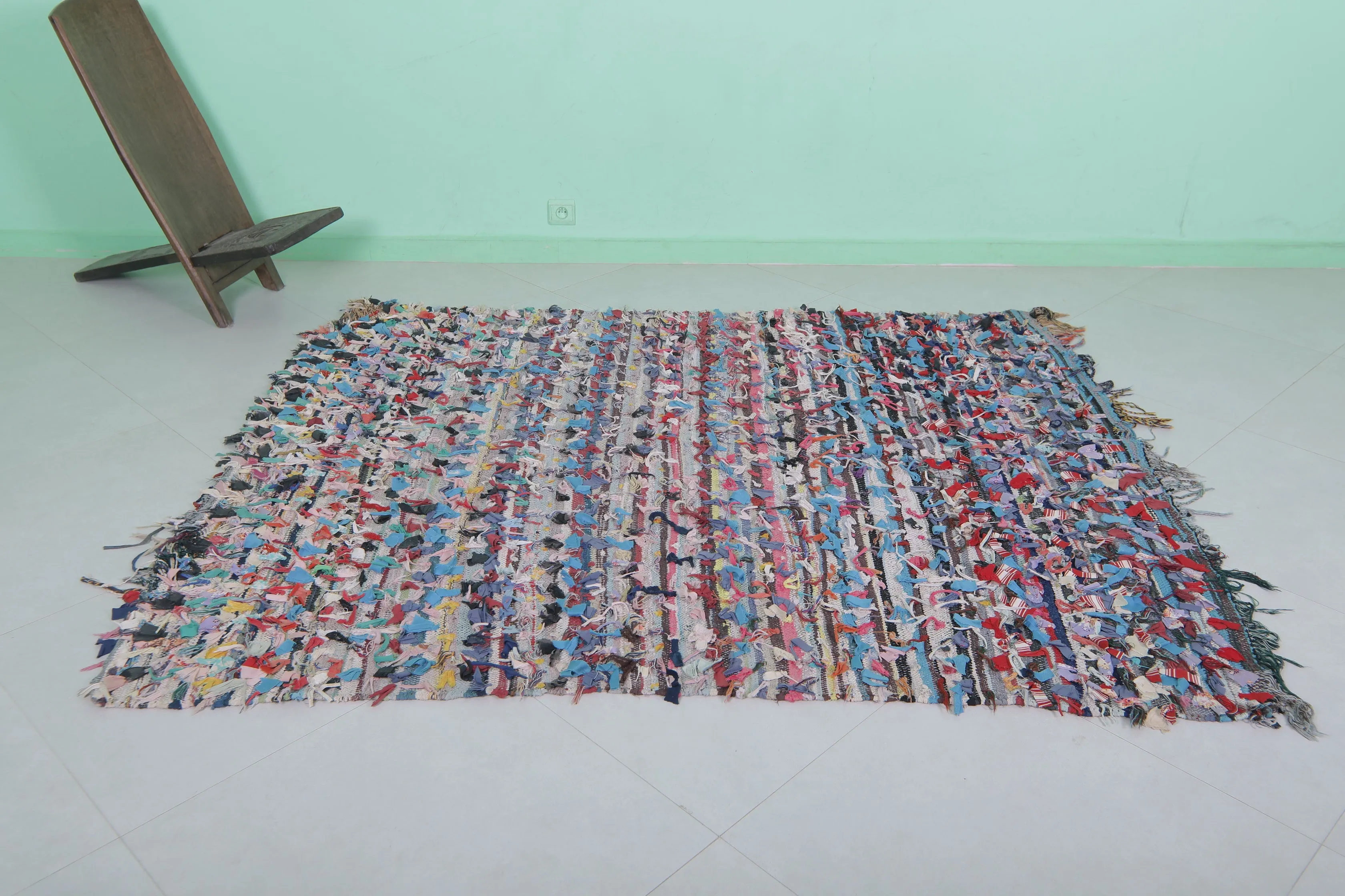 Vintage Boucherouite Rug 5.4 x 6.5 Feet - Moroccan Artistic Weave
