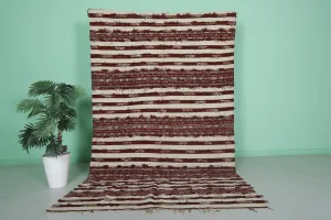 Vintage Handwoven Kilim Rug 5.3 FT X 8.8 FT – Traditional Moroccan Charm